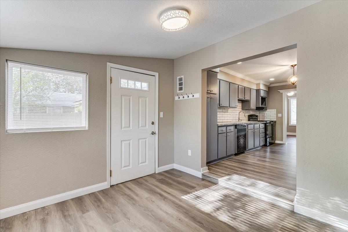 1338 S Ida Avenue Wichita KS 67211