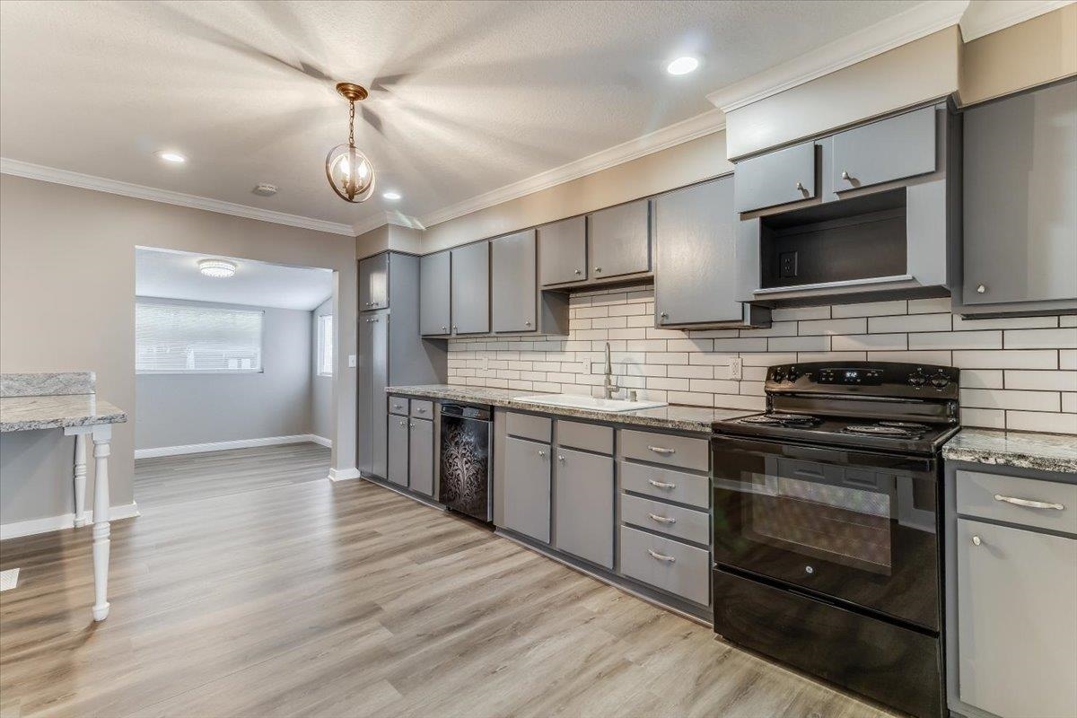 1338 S Ida Avenue Wichita KS 67211