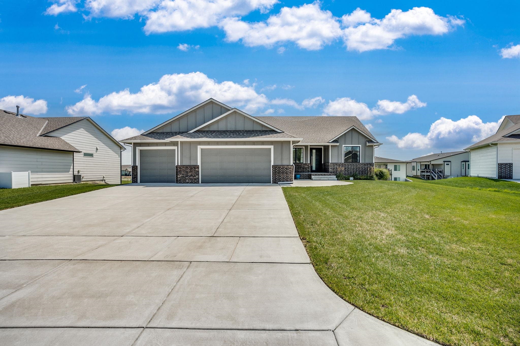 12006 E Bonita Circle Wichita KS 67207