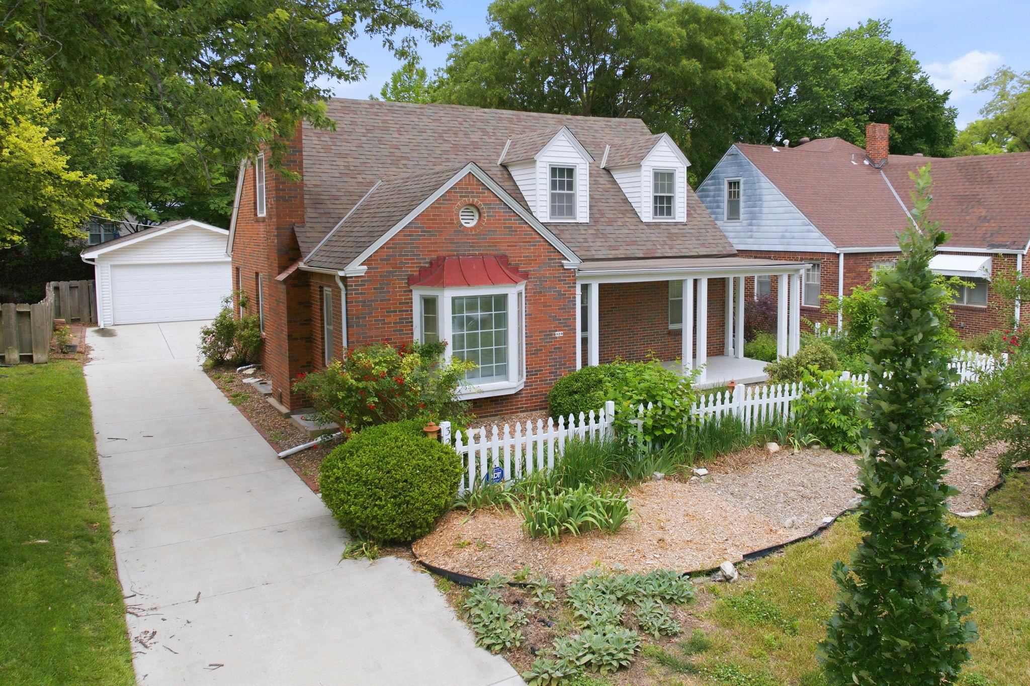 Wichita KS, 329 S Glendale Avenue