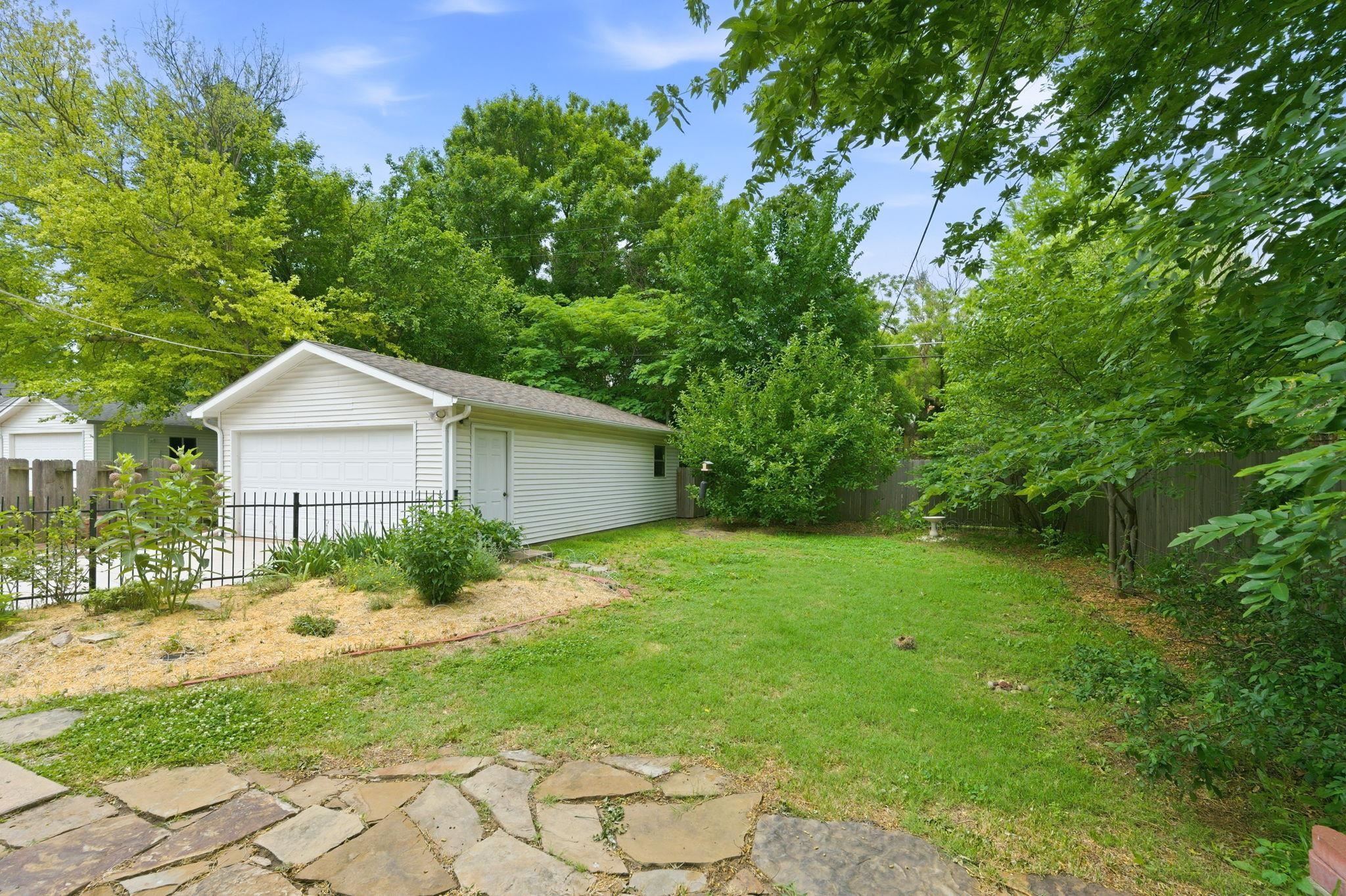 329 S Glendale Avenue Wichita KS 67218