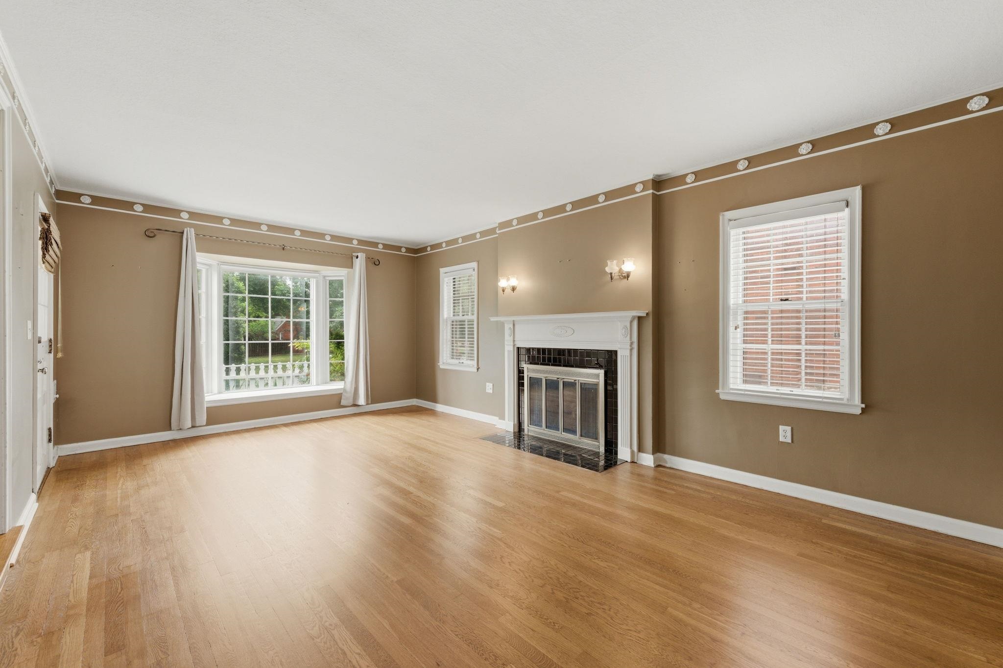 329 S Glendale Avenue Wichita KS 67218