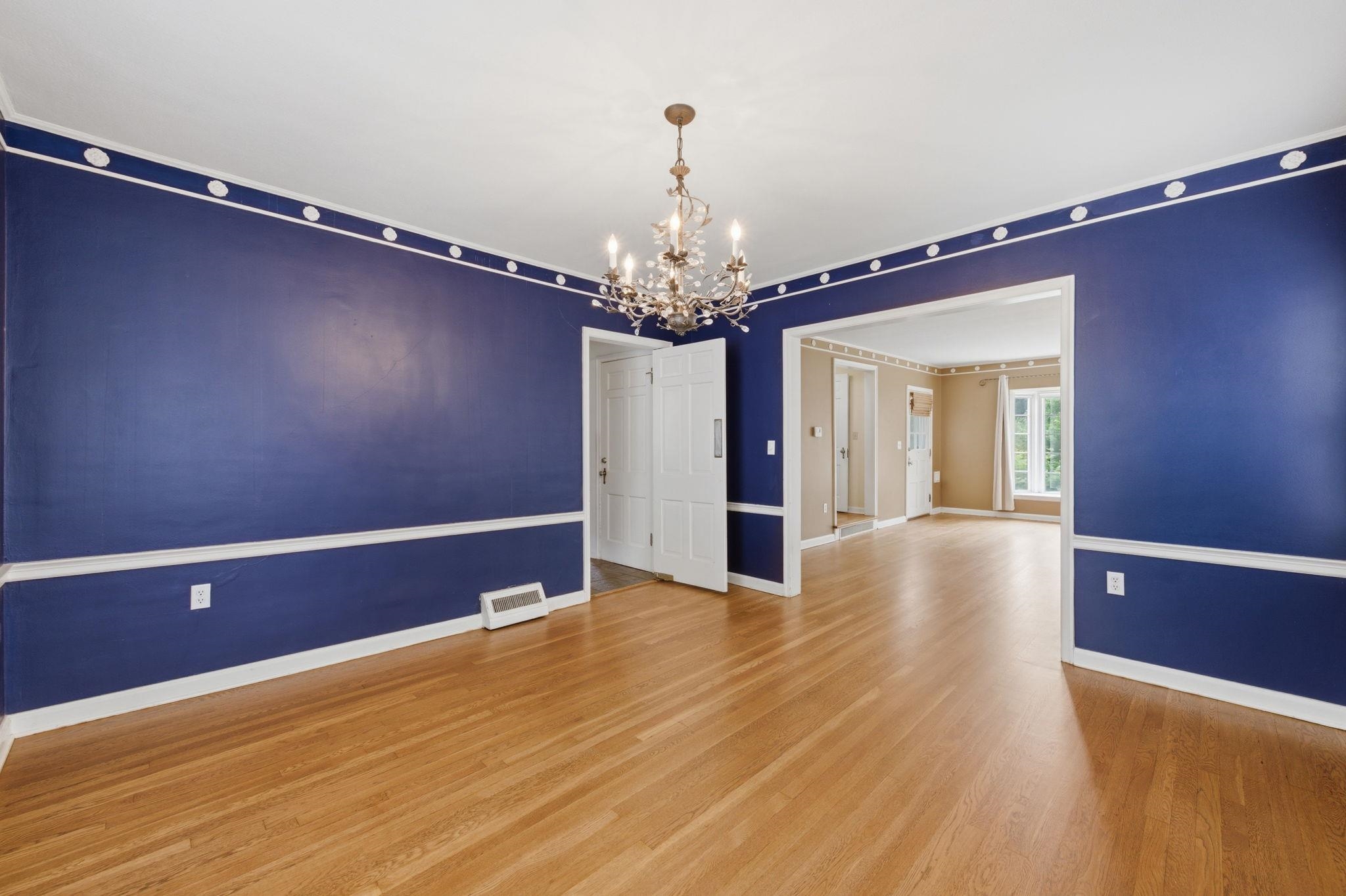 329 S Glendale Avenue Wichita KS 67218