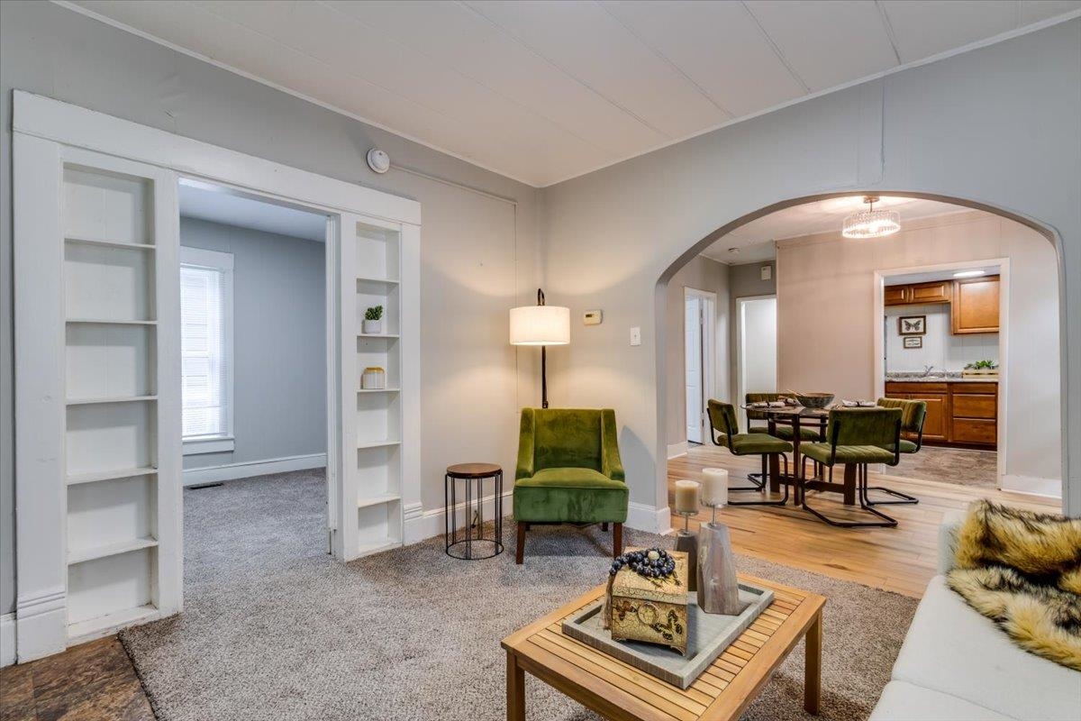 1304 N Fairview Street Wichita KS 67203