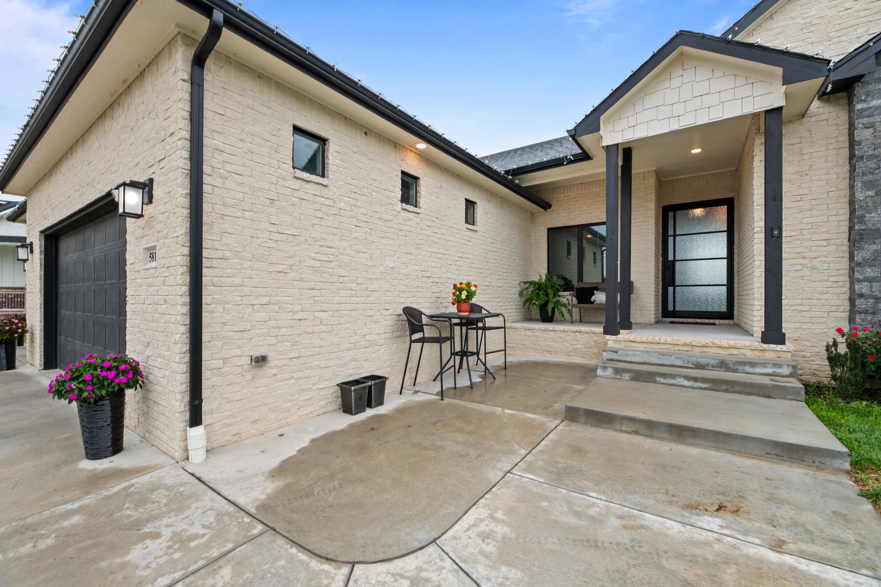 5817 N Edwards Court Wichita KS 67204