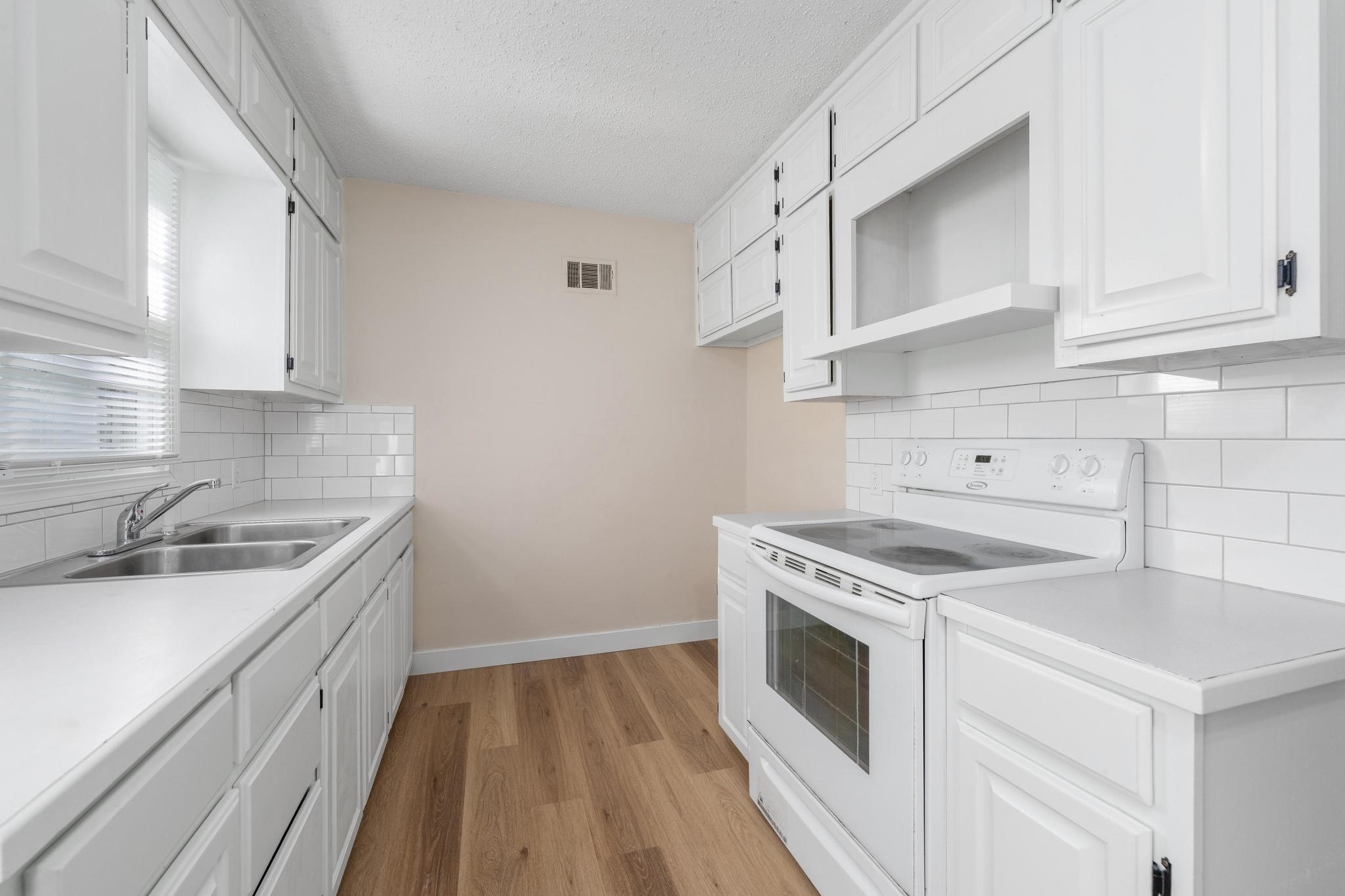 1844 S Volutsia Avenue Wichita KS 67211