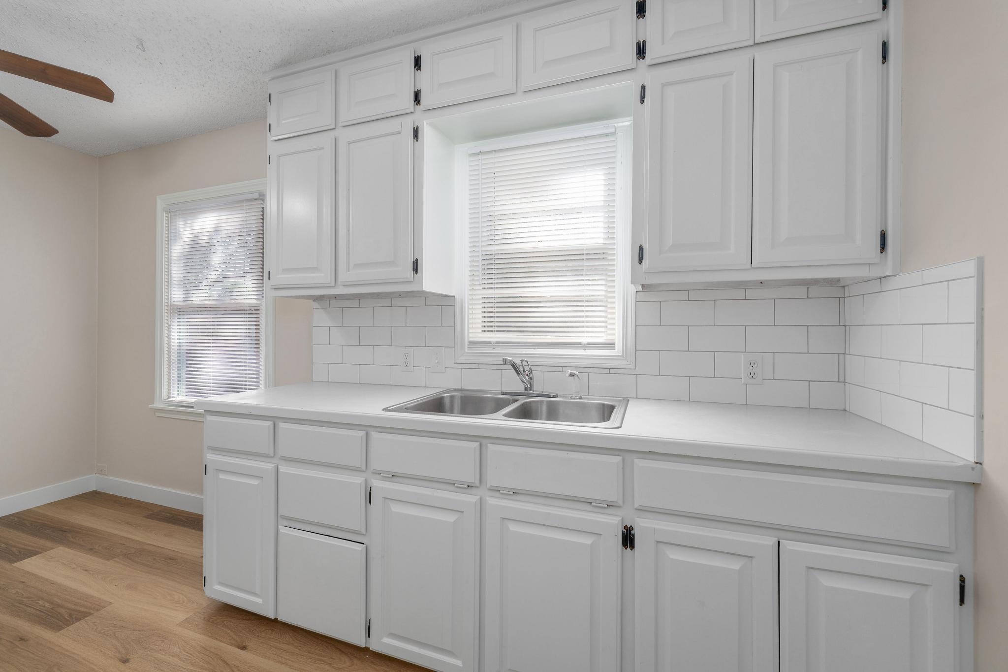 1844 S Volutsia Avenue Wichita KS 67211