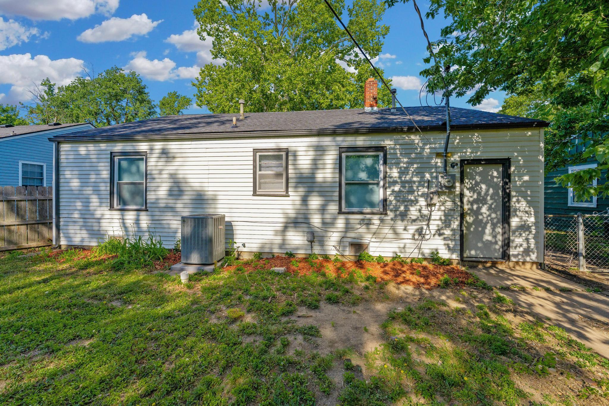 1844 S Volutsia Avenue Wichita KS 67211