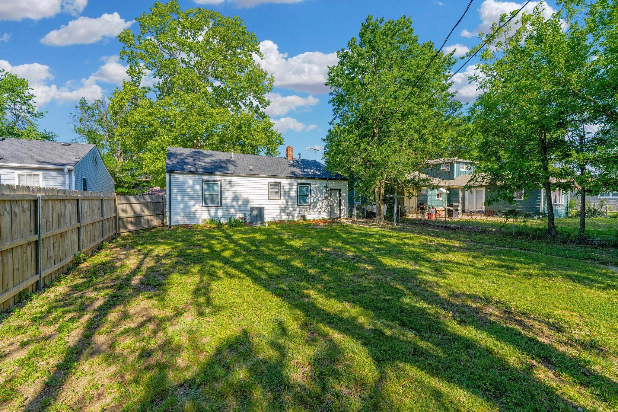 1844 S Volutsia Avenue Wichita KS 67211