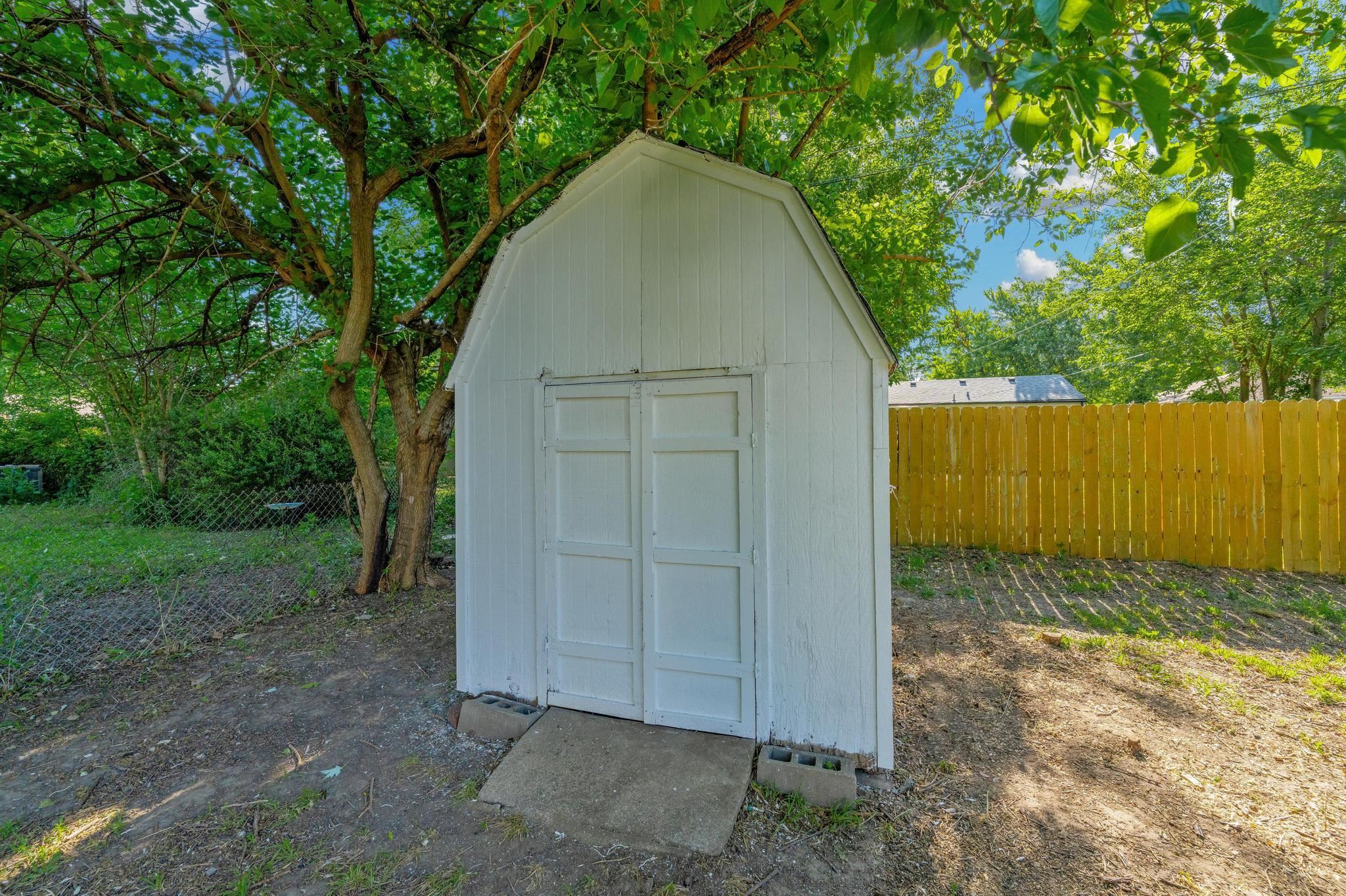 1844 S Volutsia Avenue Wichita KS 67211