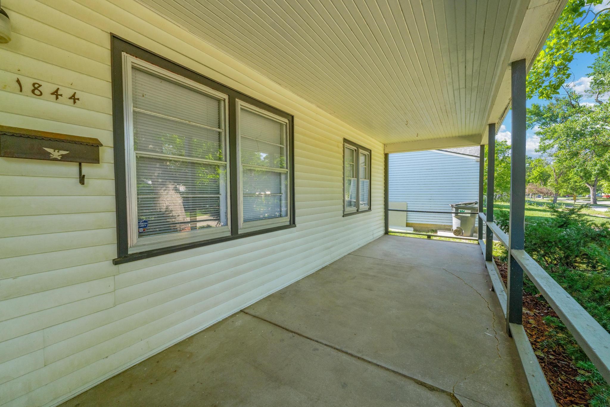 1844 S Volutsia Avenue Wichita KS 67211