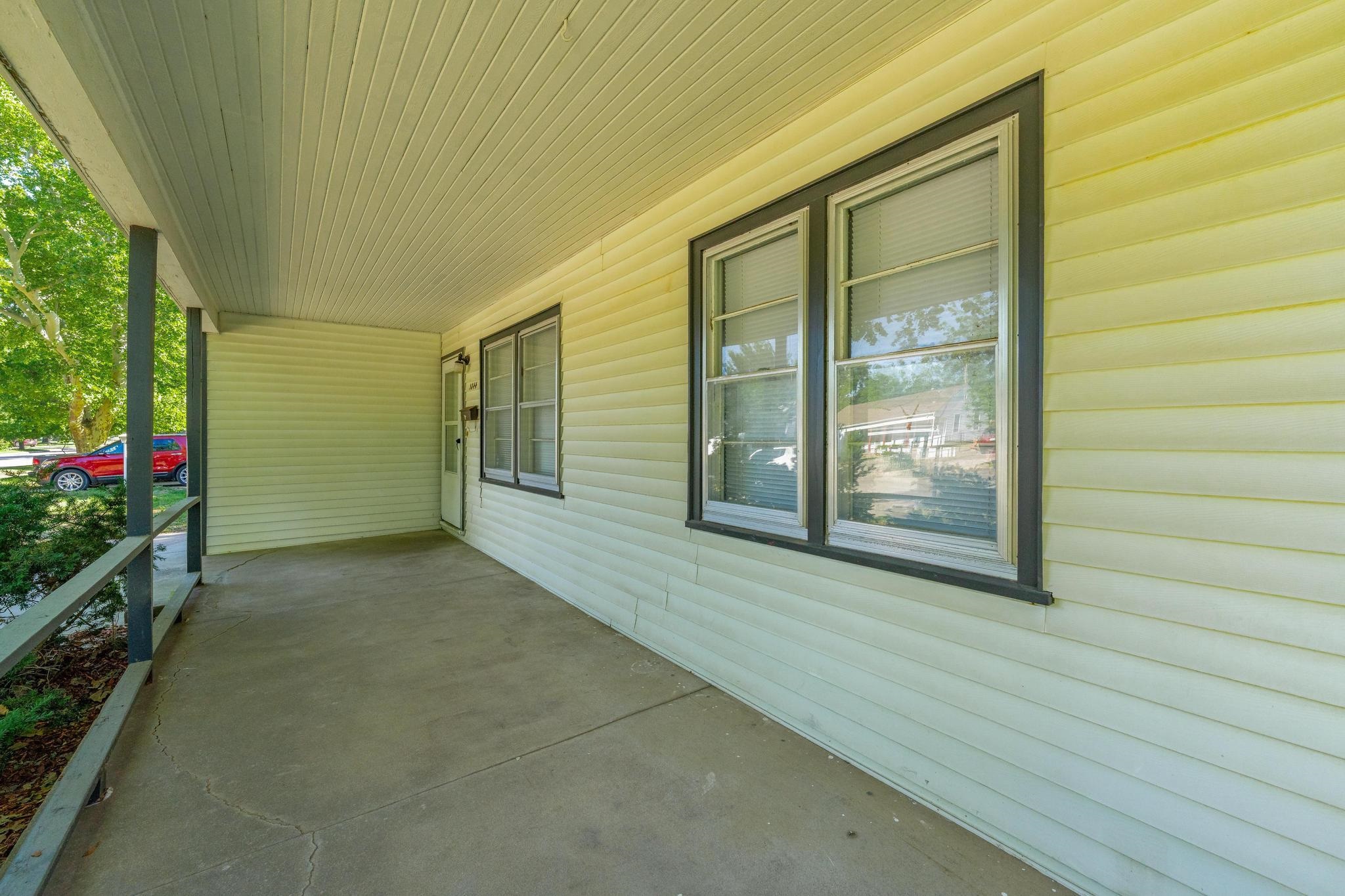 1844 S Volutsia Avenue Wichita KS 67211