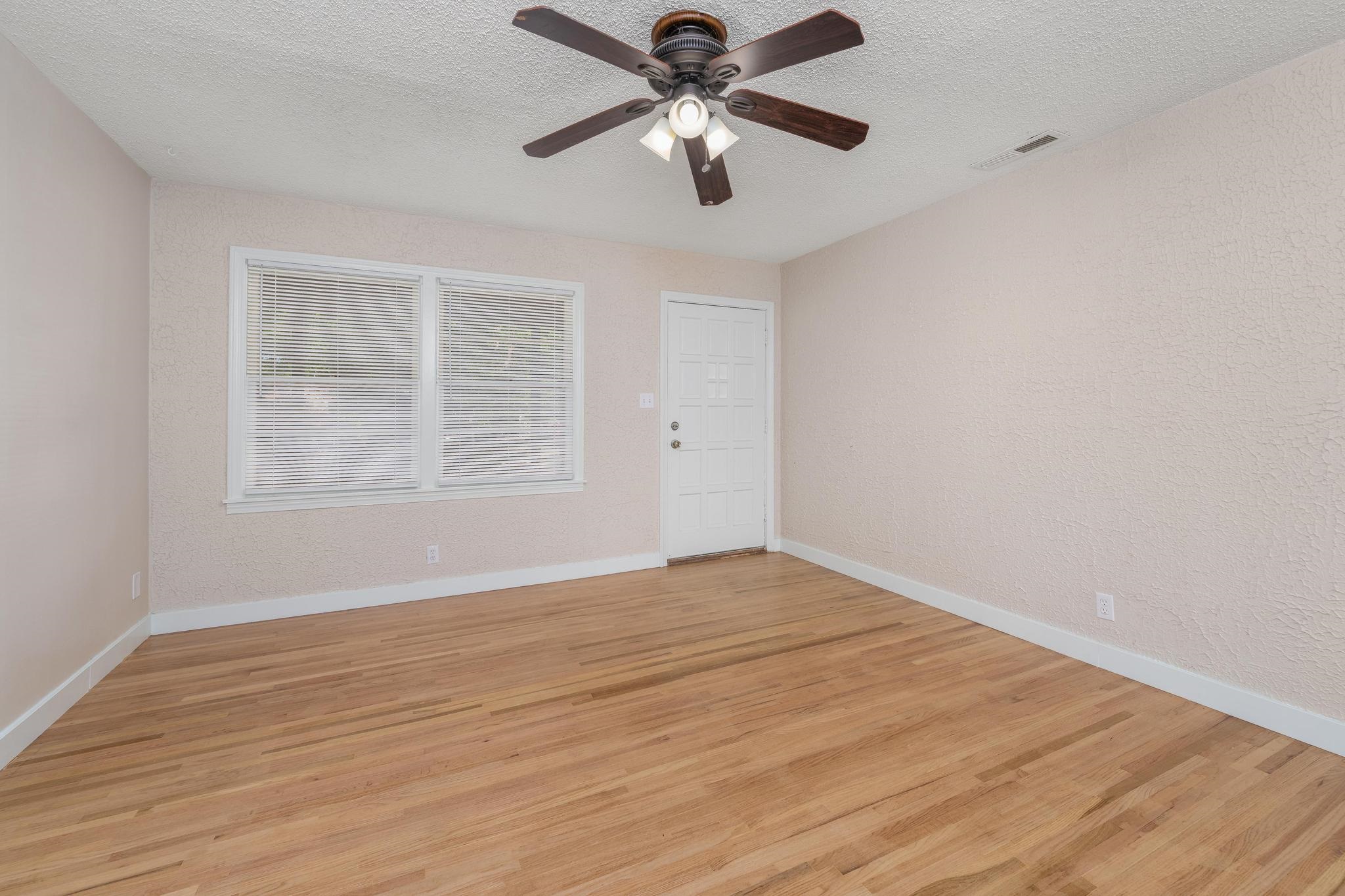 1844 S Volutsia Avenue Wichita KS 67211