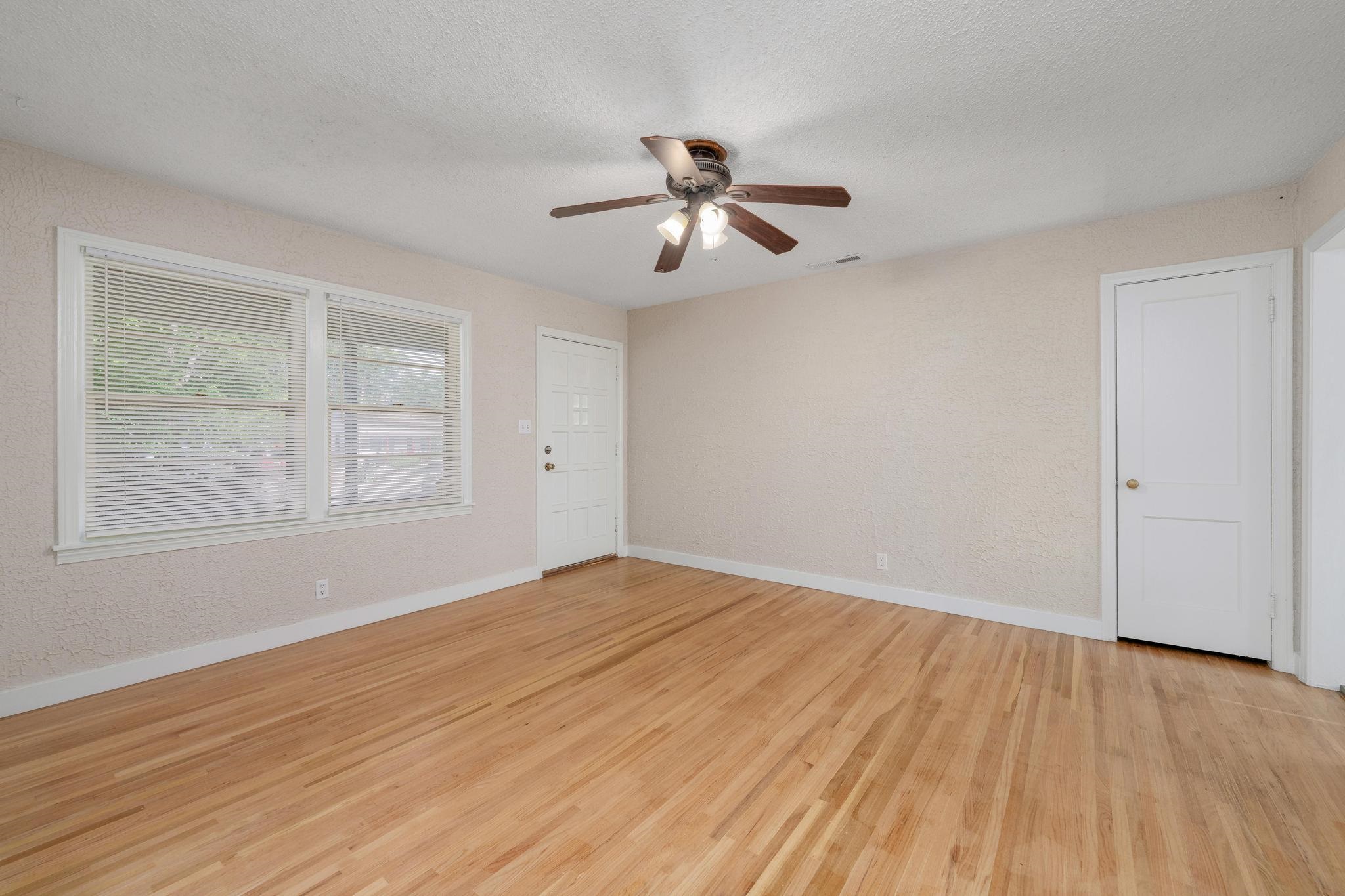 1844 S Volutsia Avenue Wichita KS 67211
