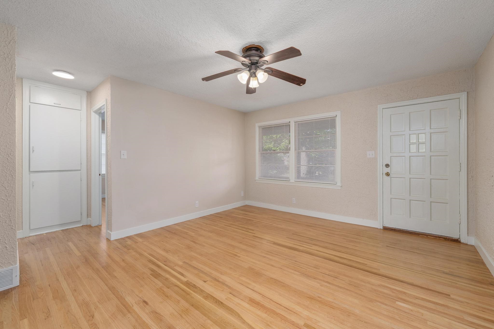 1844 S Volutsia Avenue Wichita KS 67211