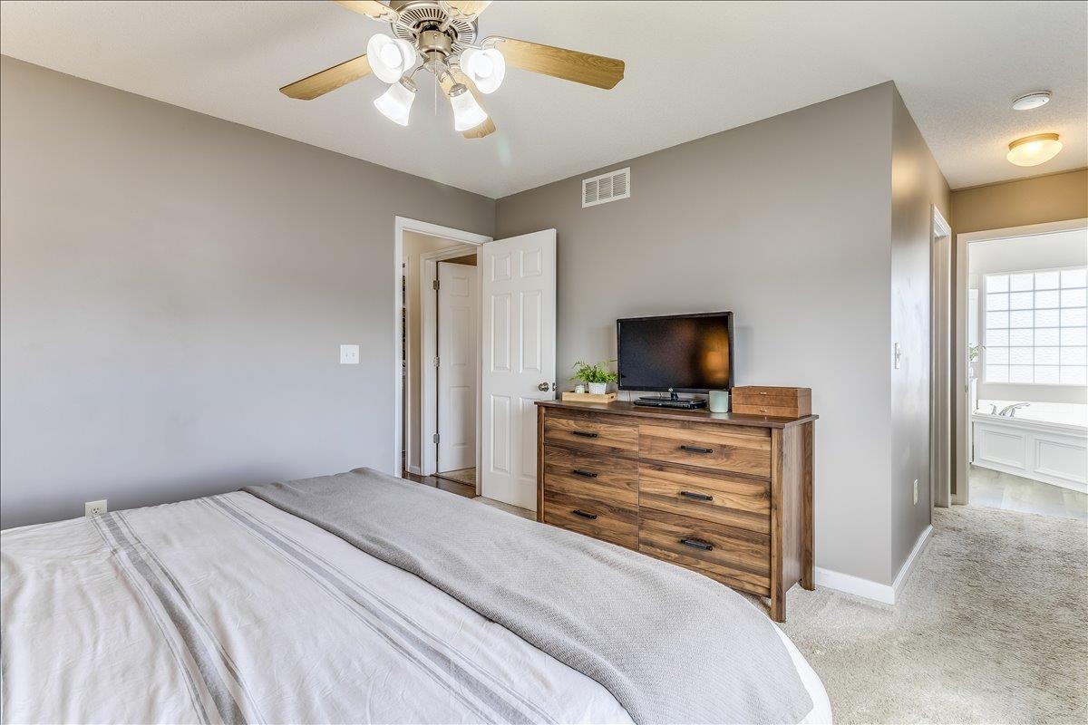 1956 E Glen Hills Derby KS 67037