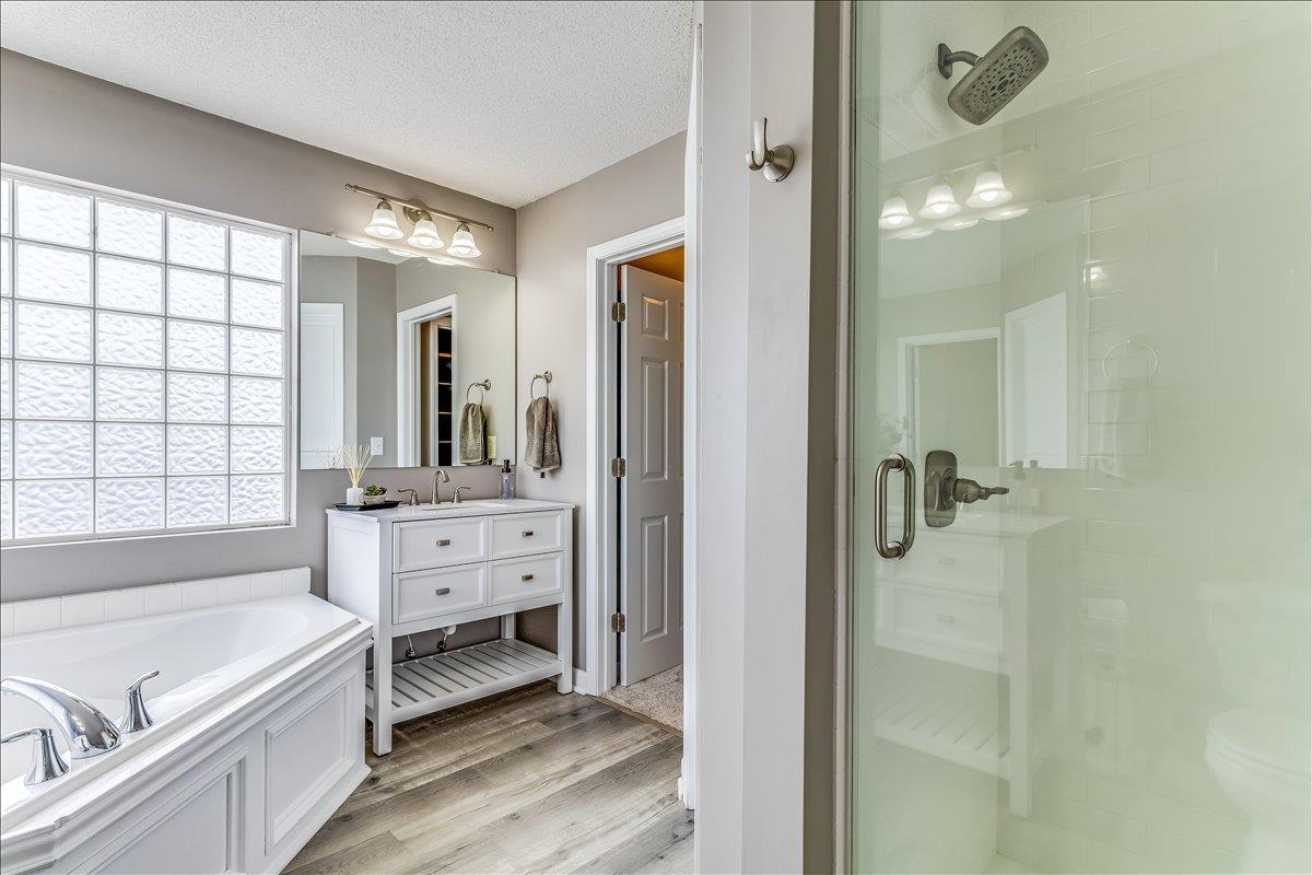1956 E Glen Hills Derby KS 67037