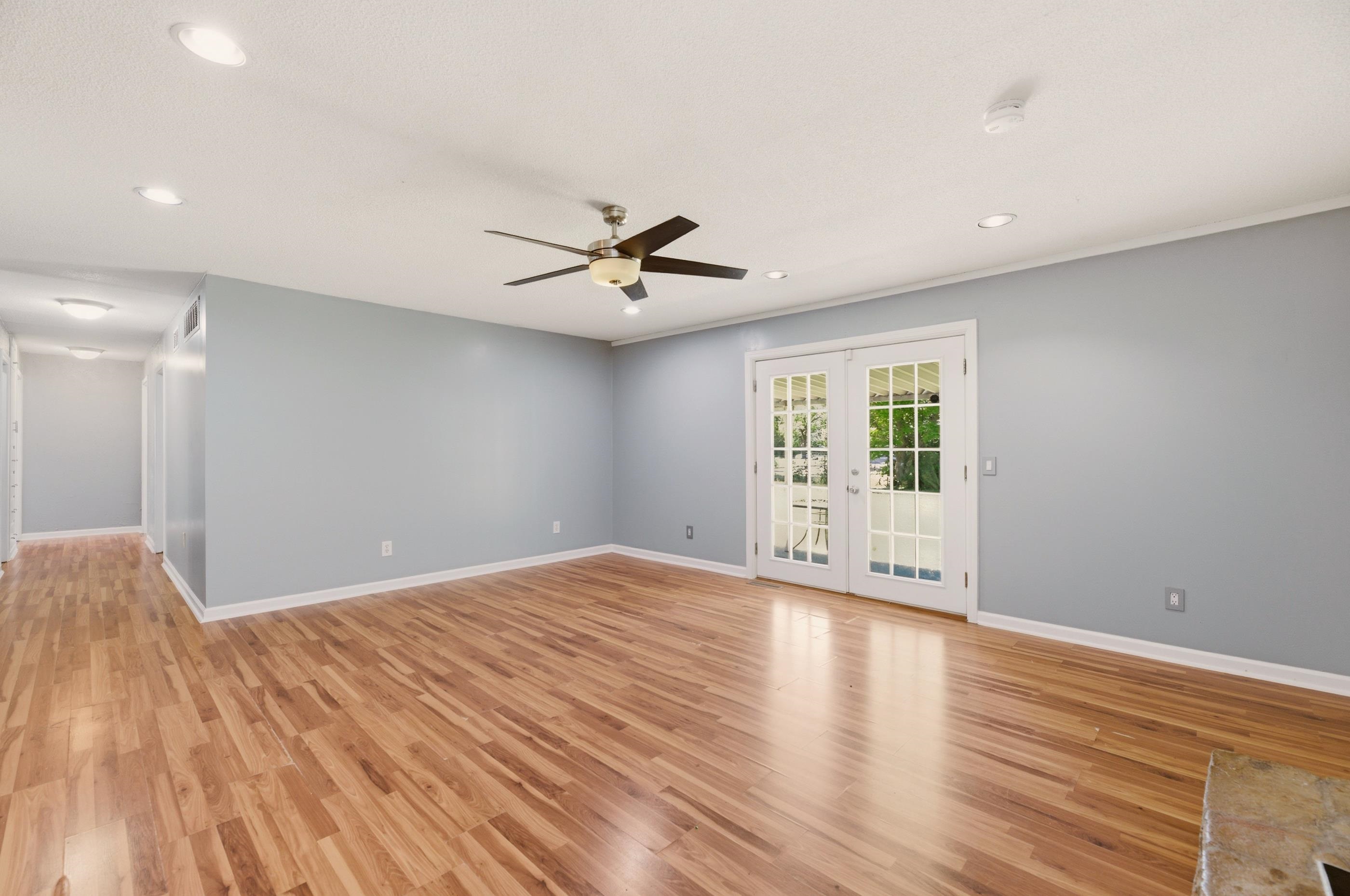 459 S All Hallows Avenue Wichita KS 67213