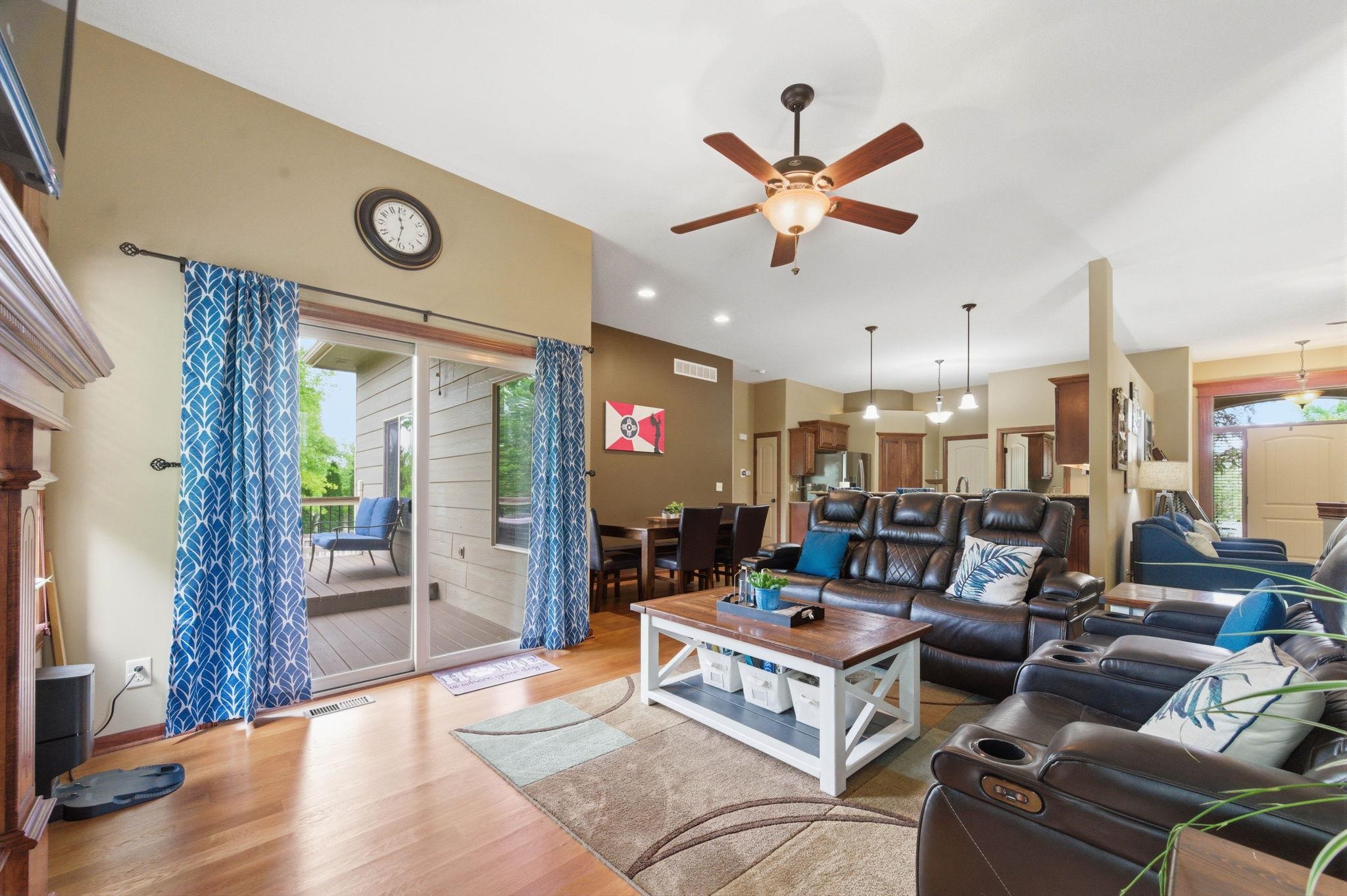 425 S Fawnwood Court Wichita KS 67235-7544