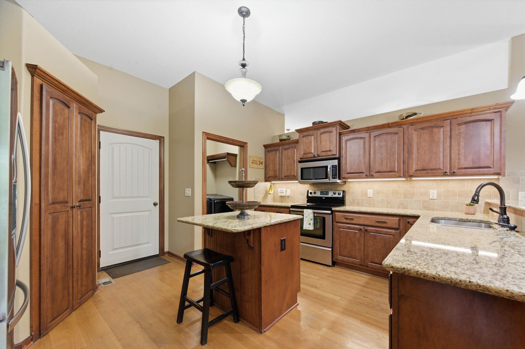 425 S Fawnwood Court Wichita KS 67235-7544