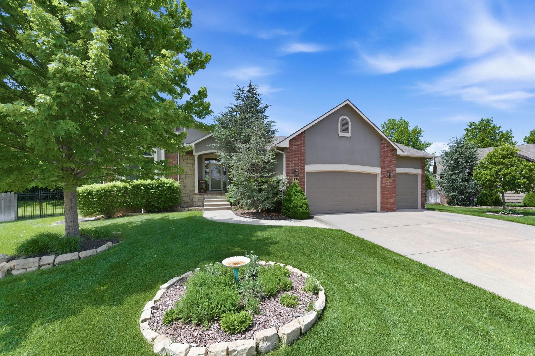 425 S Fawnwood Court Wichita KS 67235-7544