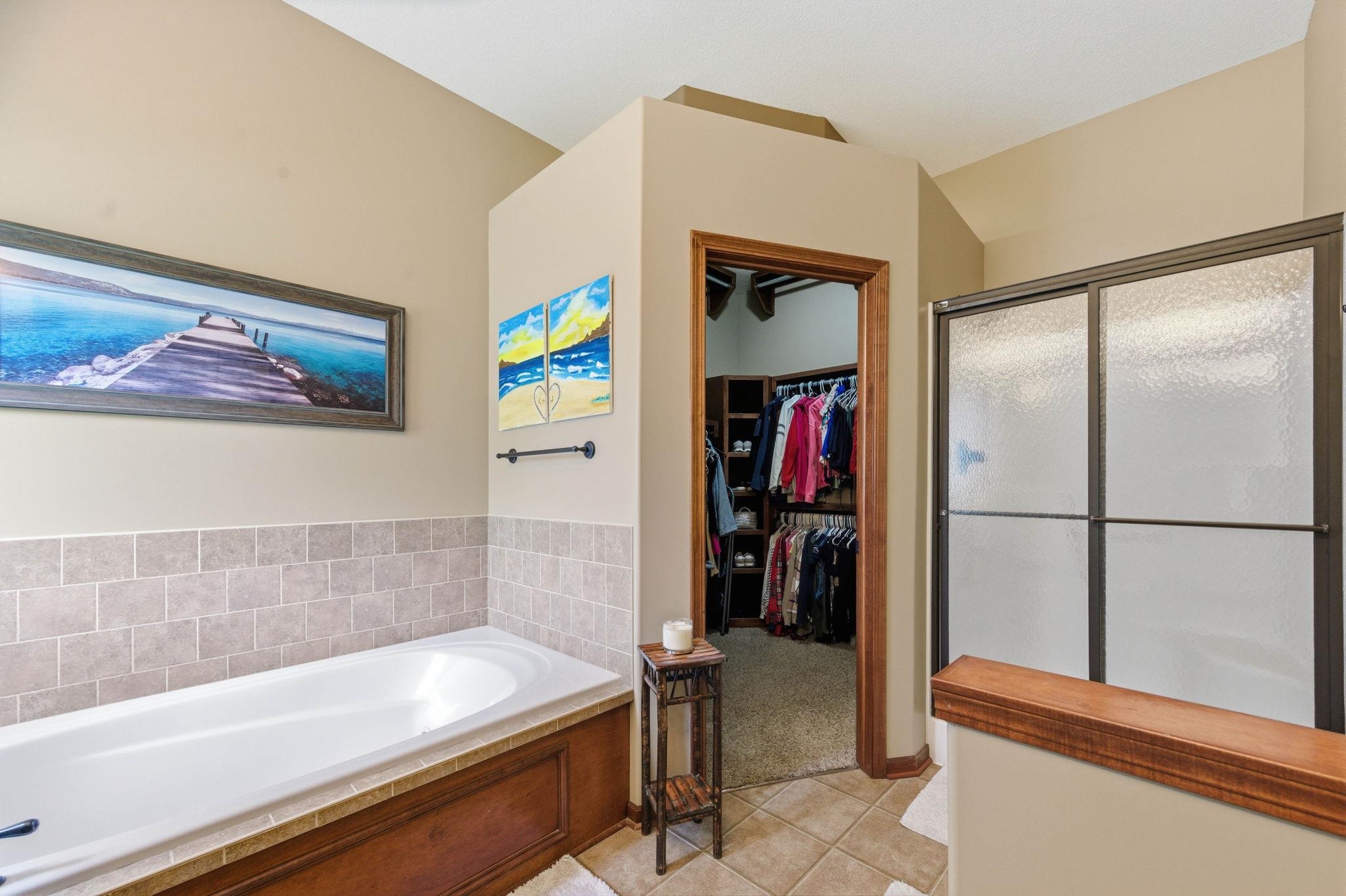 425 S Fawnwood Court Wichita KS 67235-7544