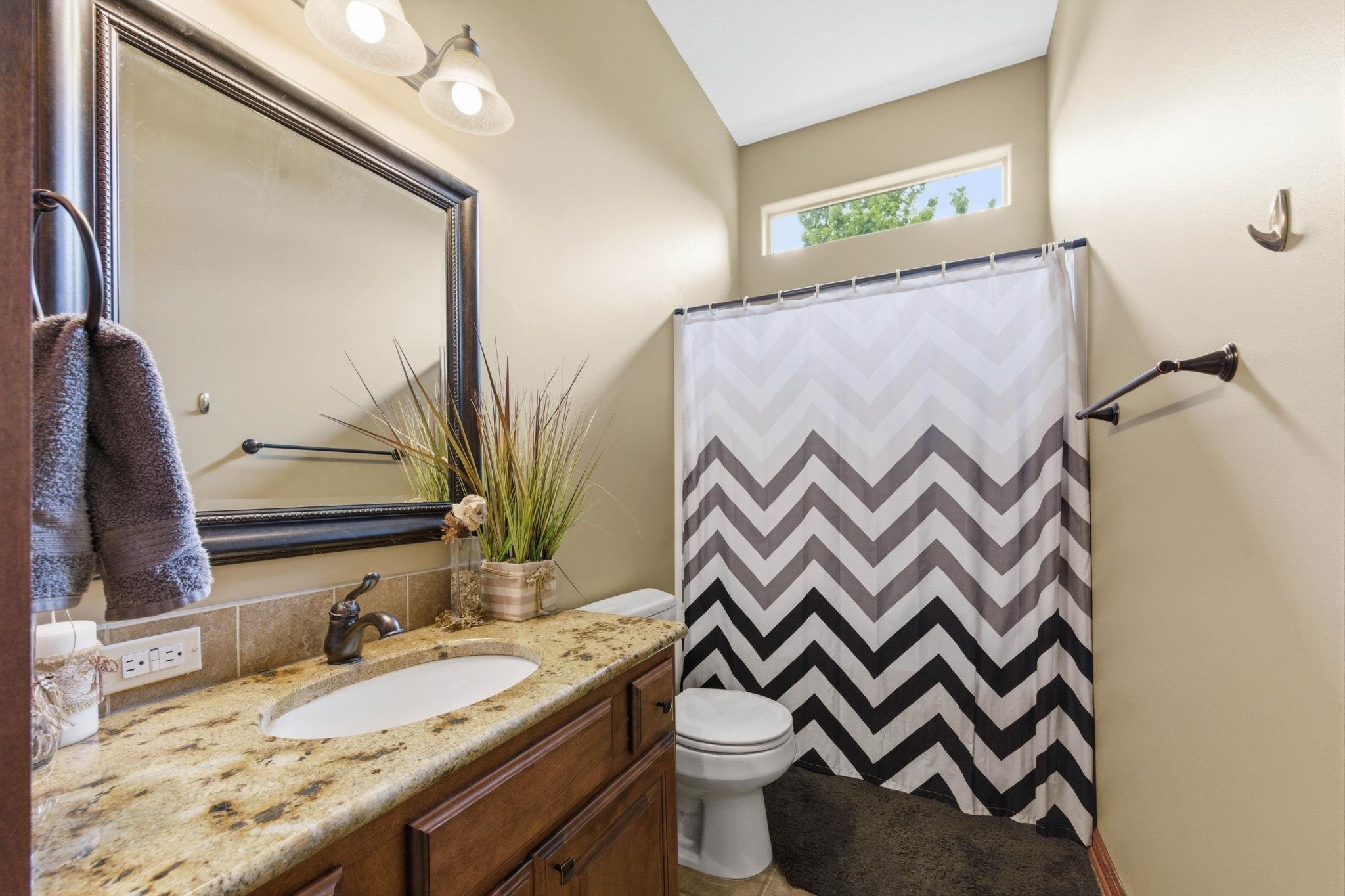 425 S Fawnwood Court Wichita KS 67235-7544