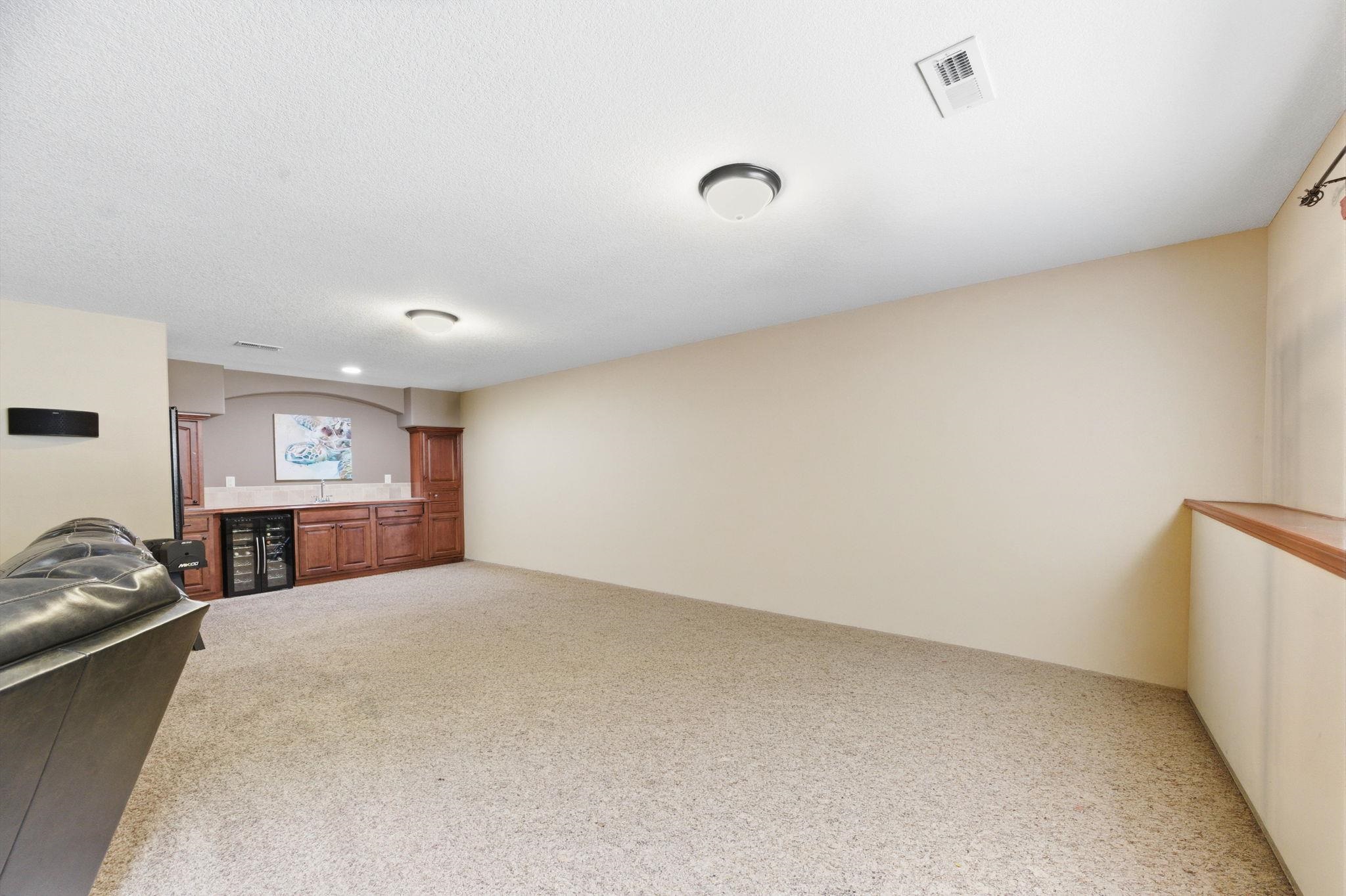 425 S Fawnwood Court Wichita KS 67235-7544