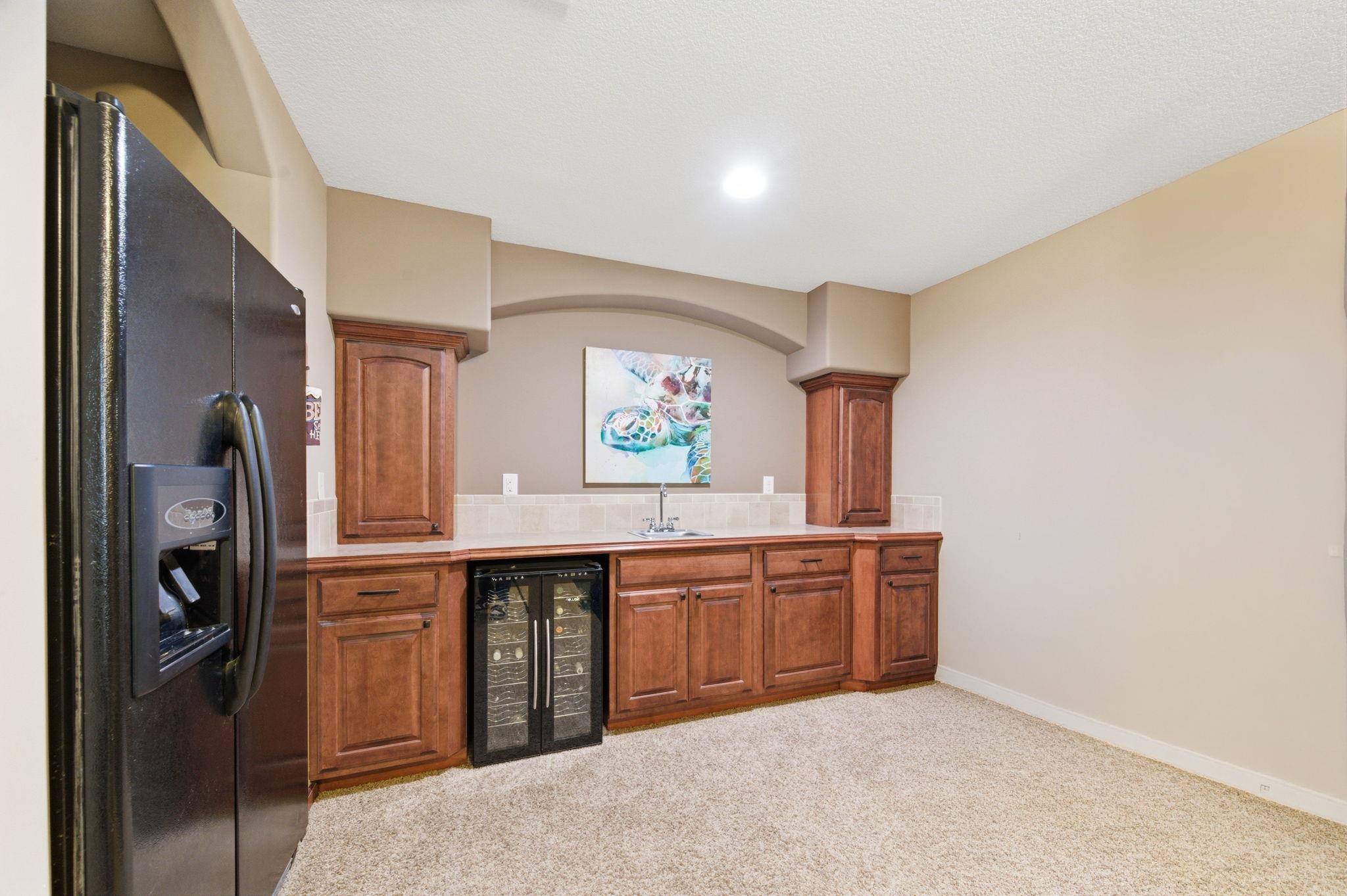 425 S Fawnwood Court Wichita KS 67235-7544