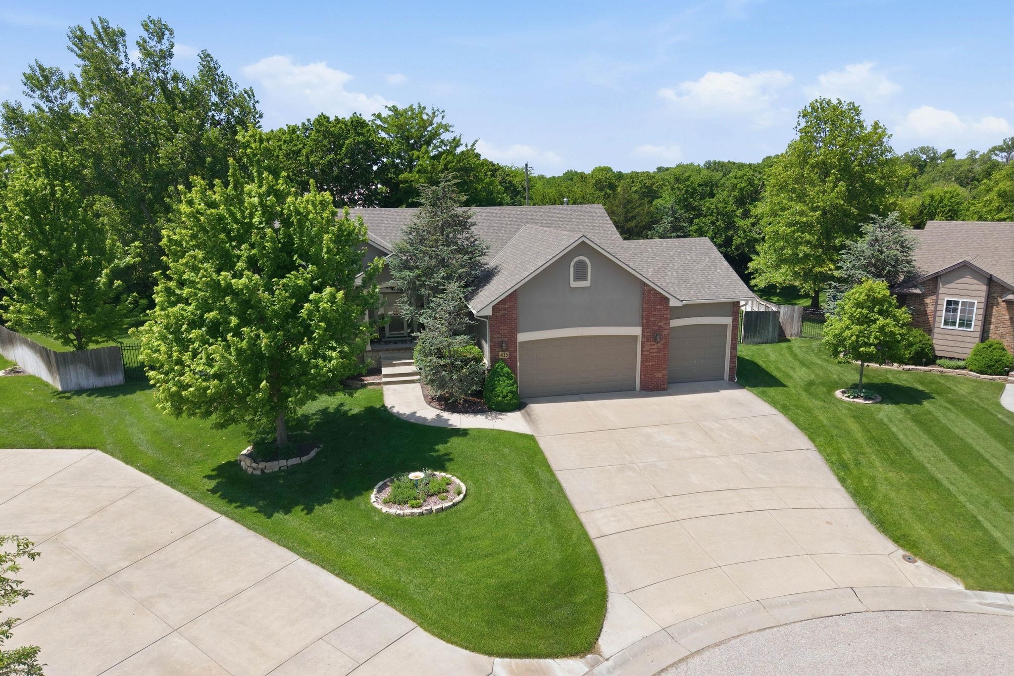 425 S Fawnwood Court Wichita KS 67235-7544