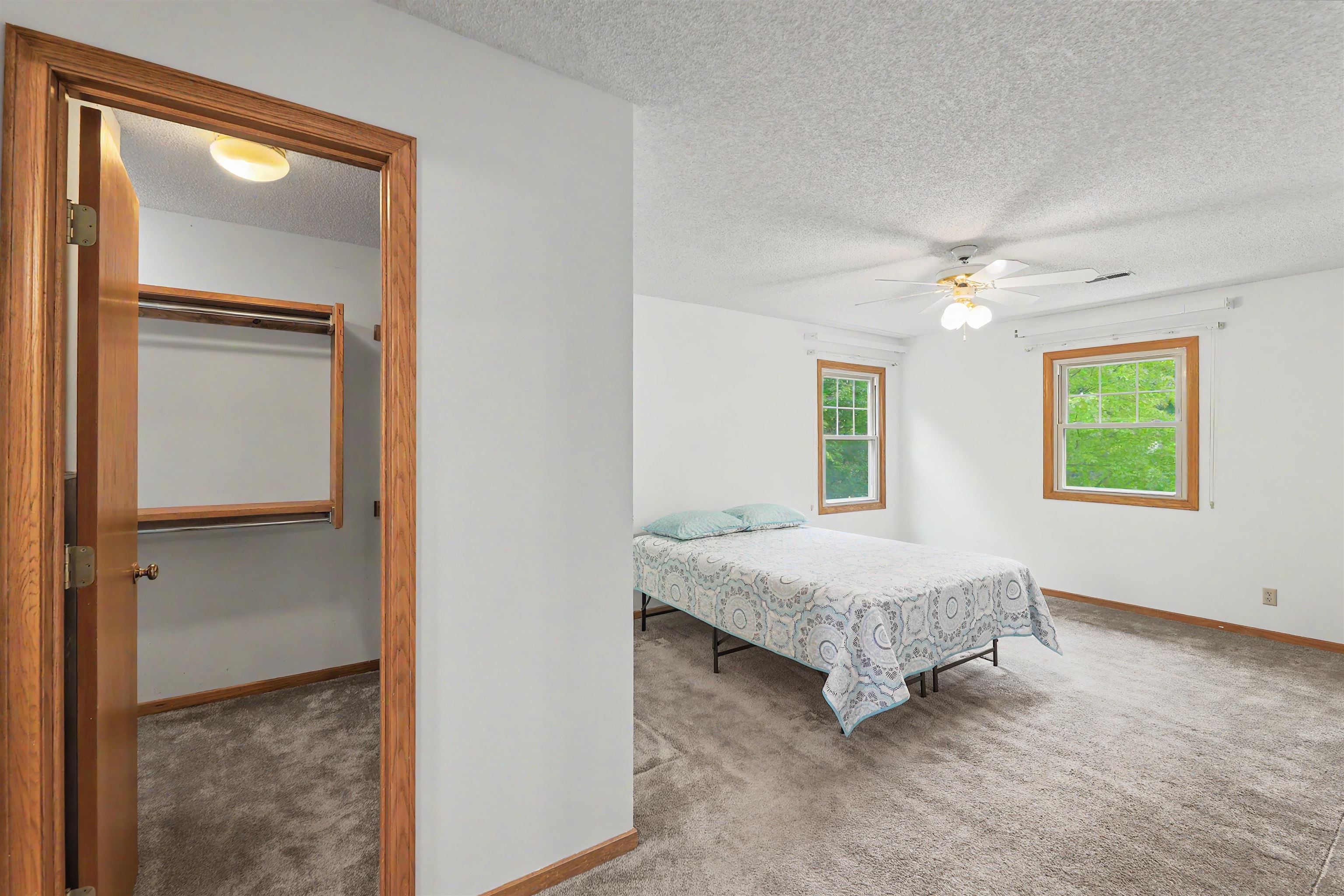 7030 E 40th Circle Wichita KS 67226-2411