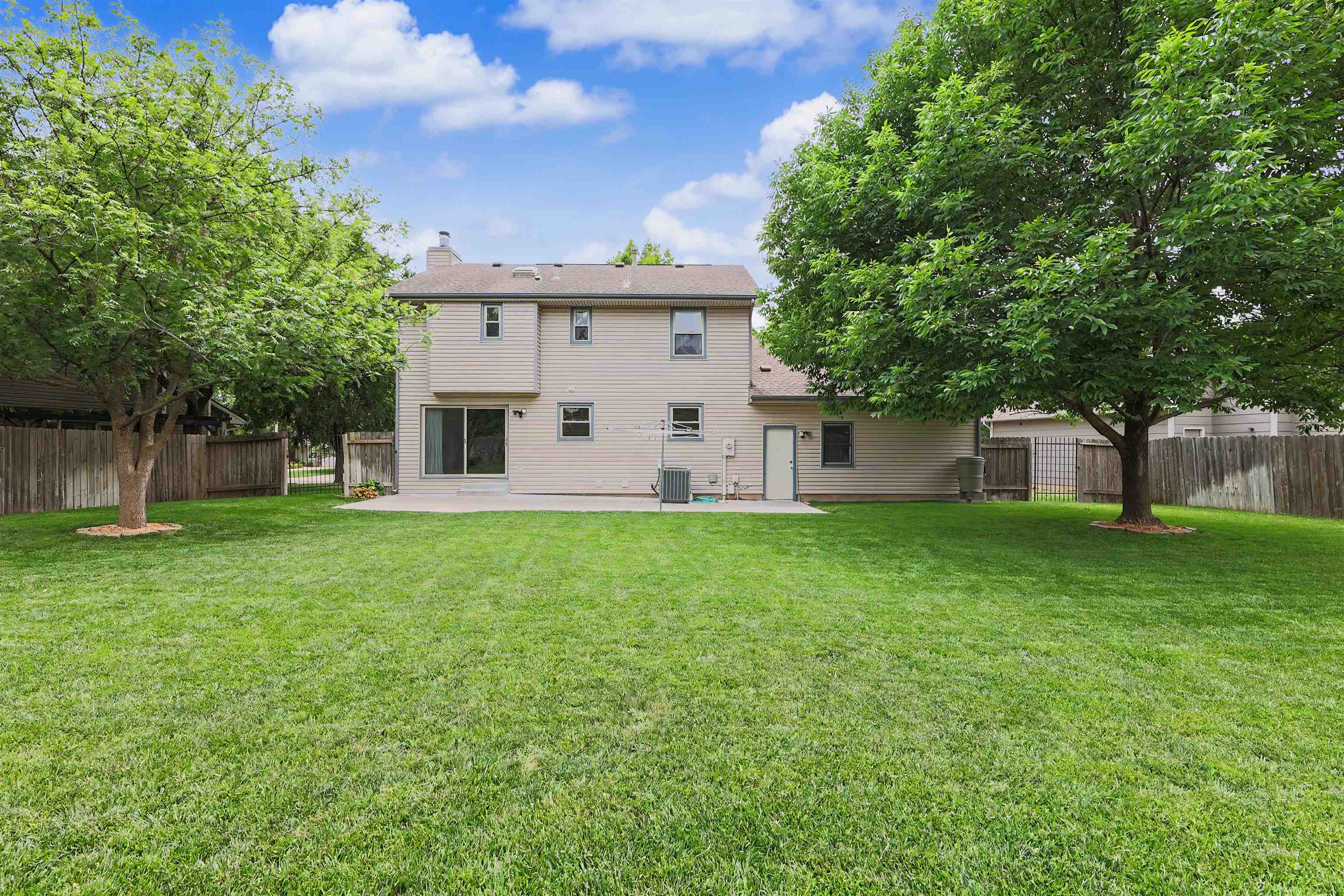 7030 E 40th Circle Wichita KS 67226-2411