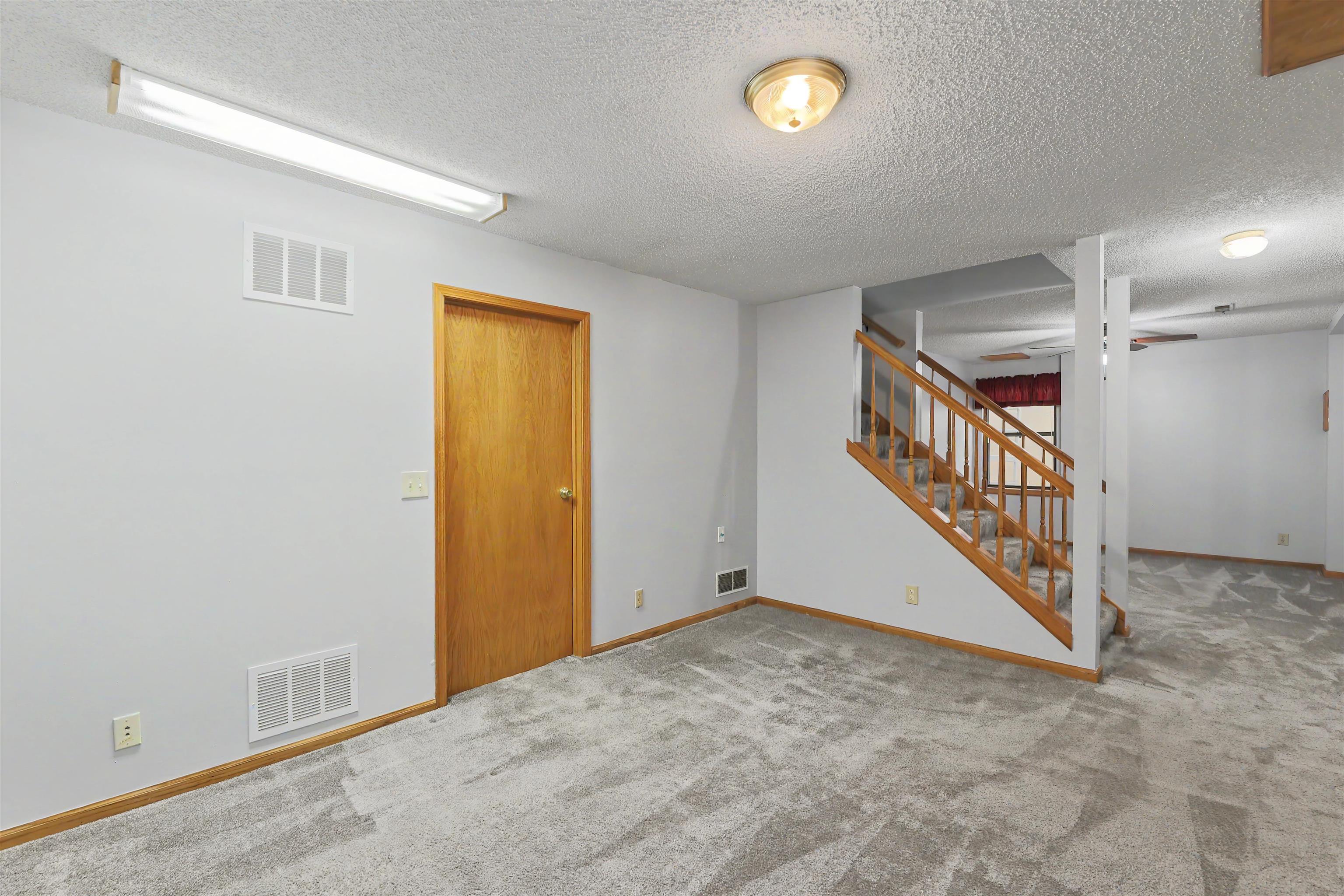 7030 E 40th Circle Wichita KS 67226-2411