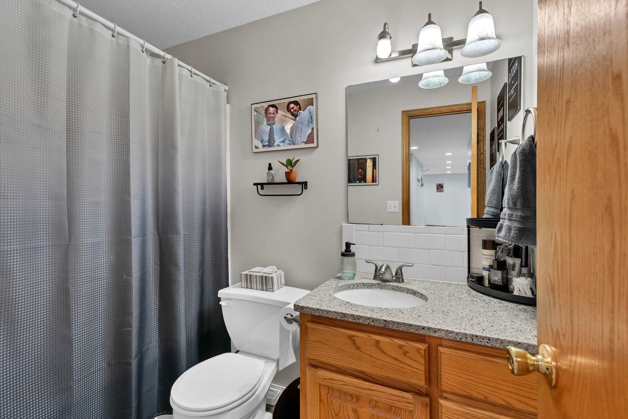 8814 N Ridge Road Valley Center KS 67147