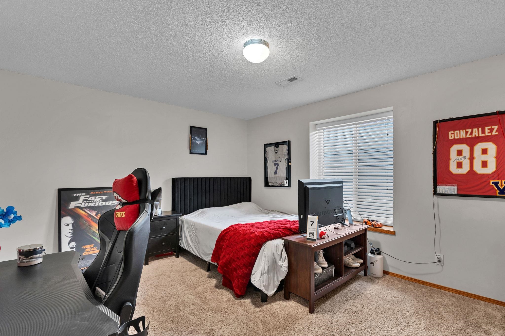 8814 N Ridge Road Valley Center KS 67147