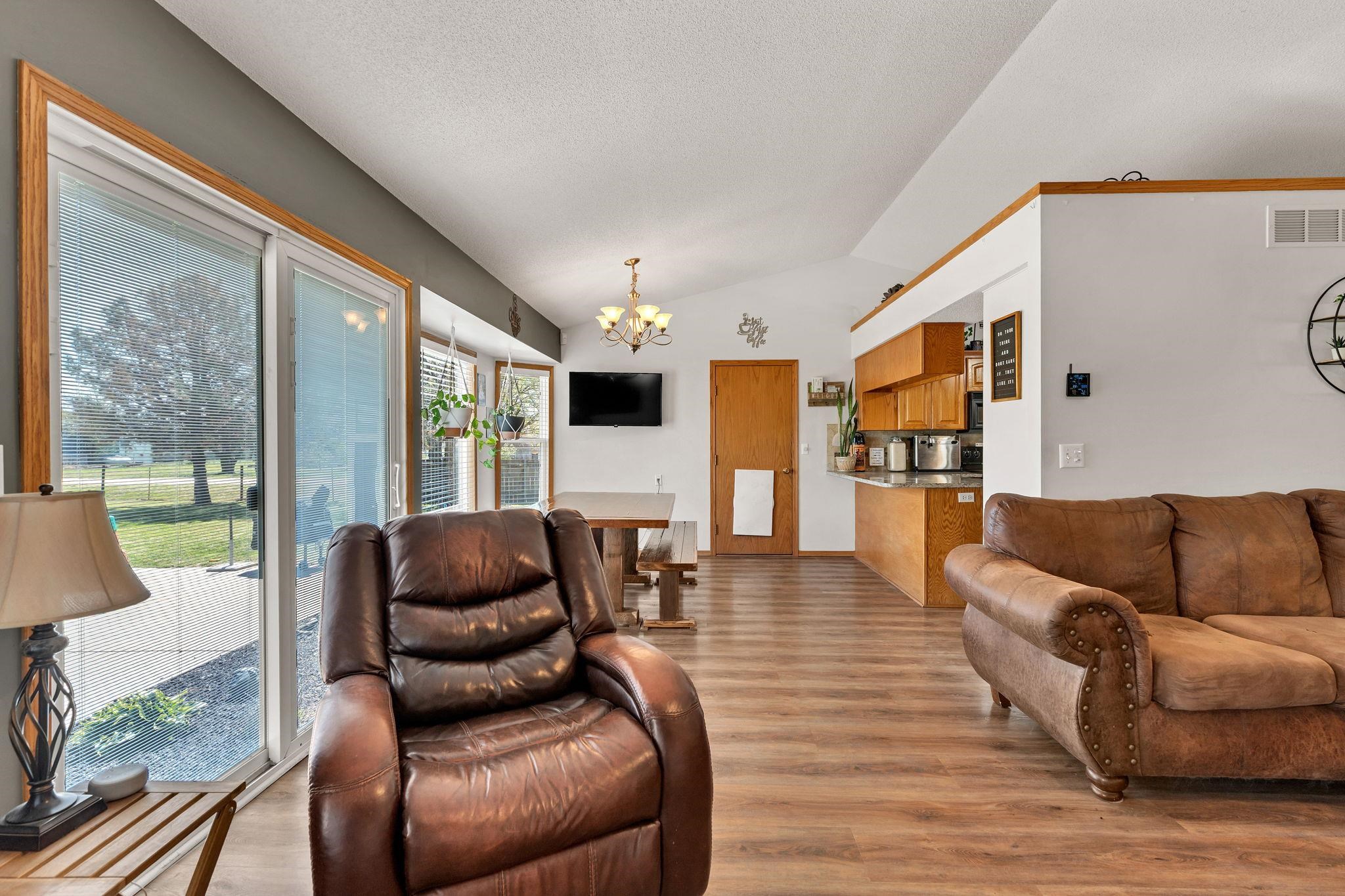 8814 N Ridge Road Valley Center KS 67147