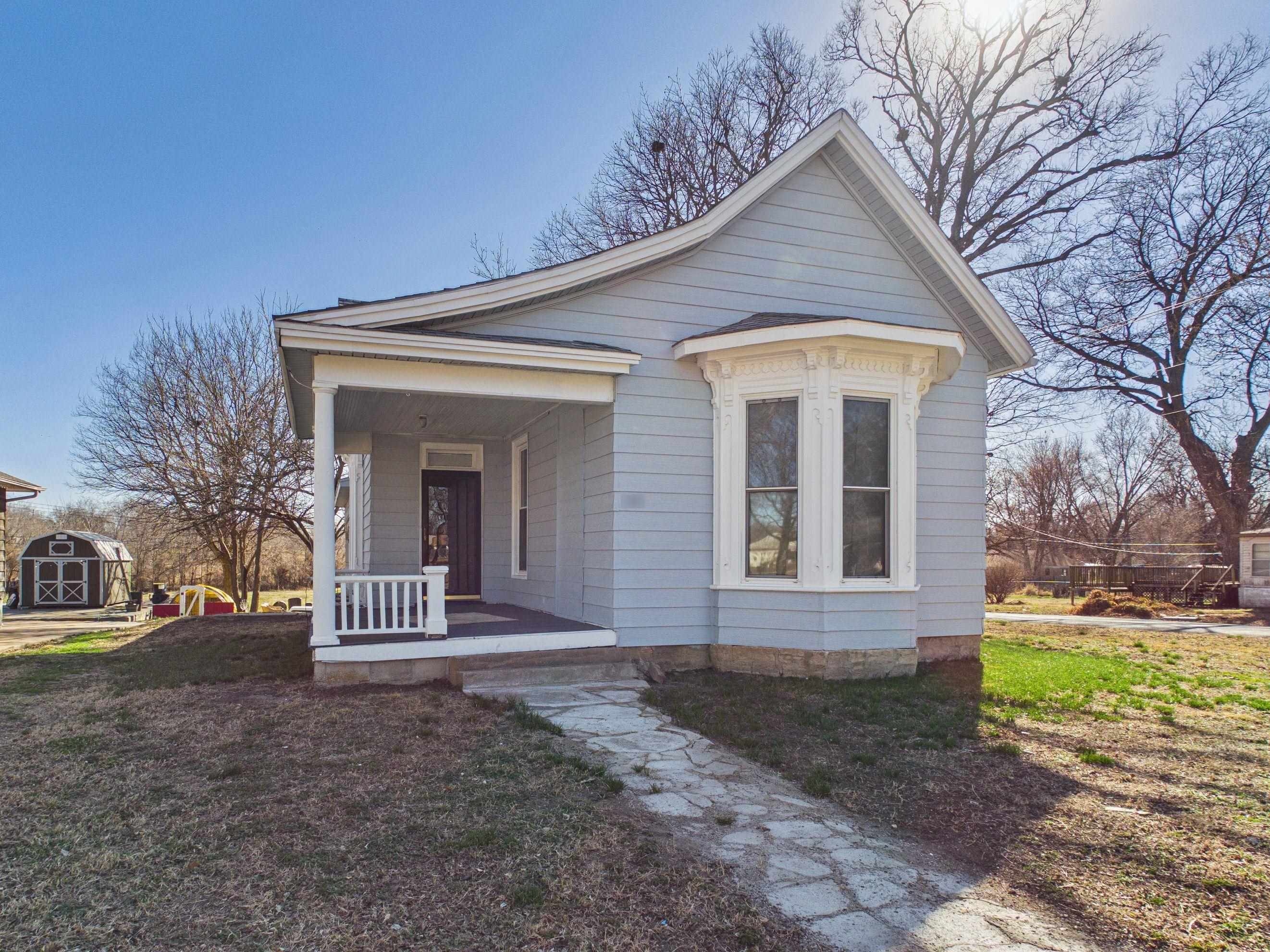 722 W Harvey Avenue Wellington KS 67152