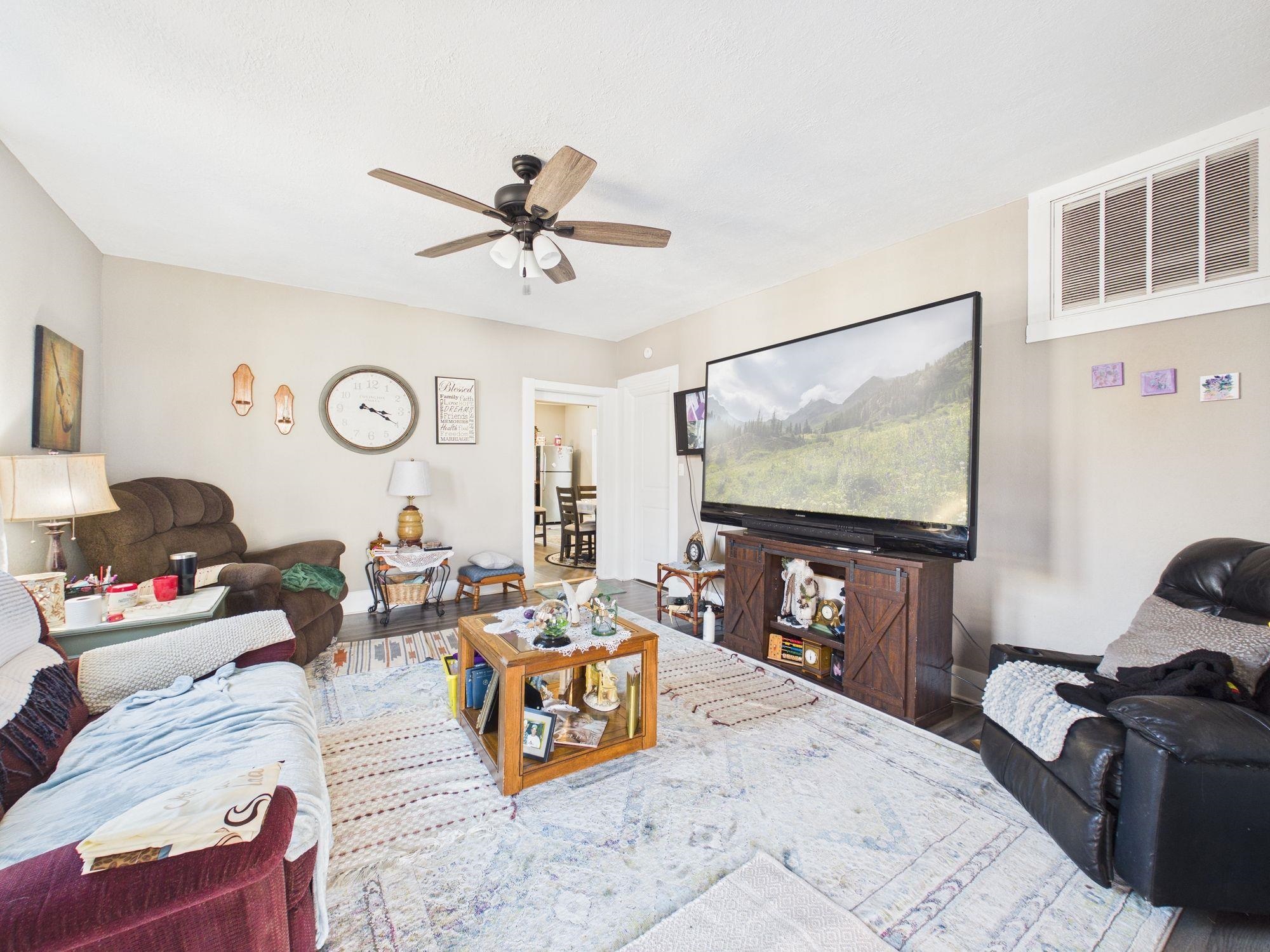 722 W Harvey Avenue Wellington KS 67152