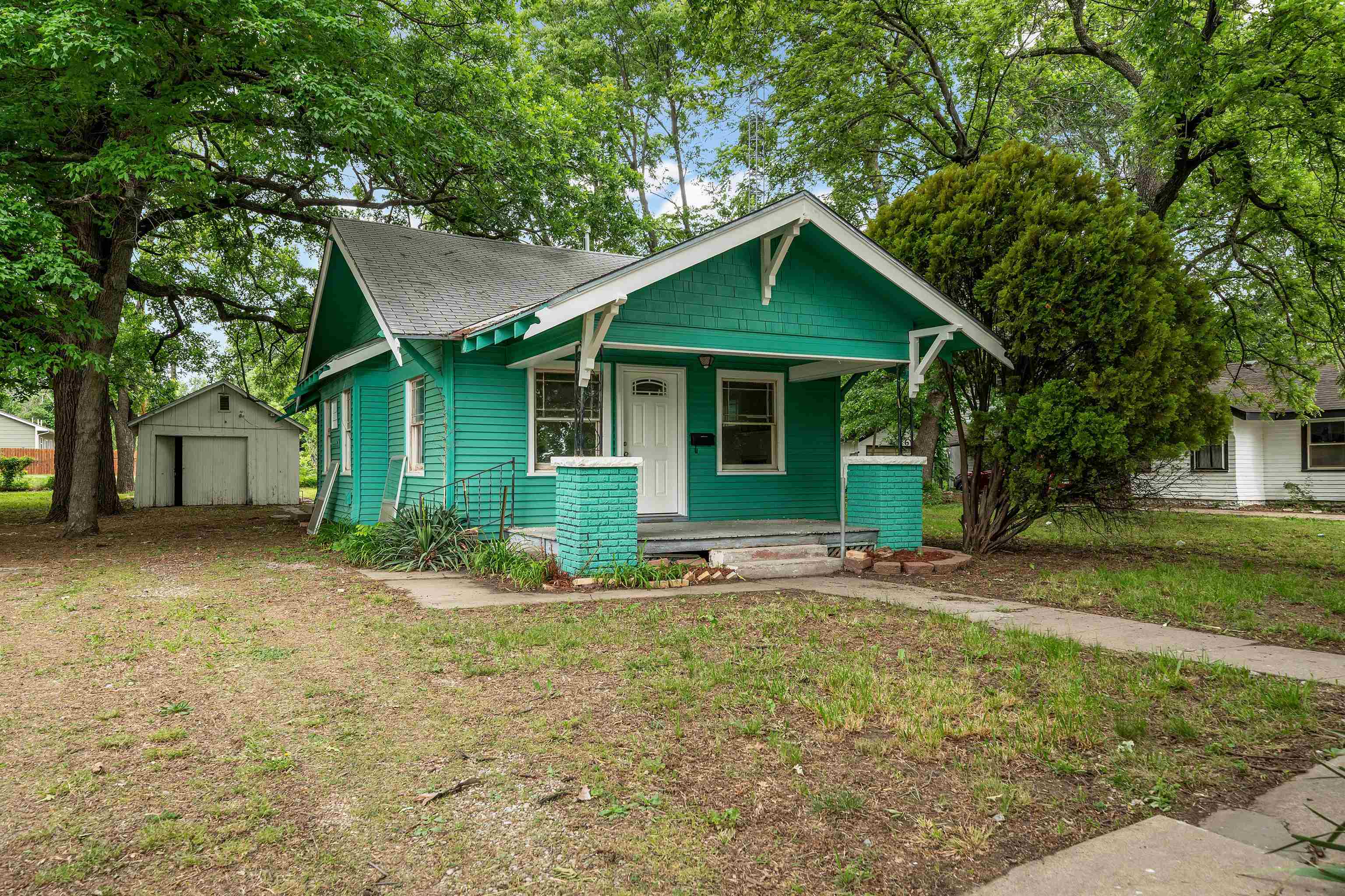 907 N Taylor El Dorado KS 67042