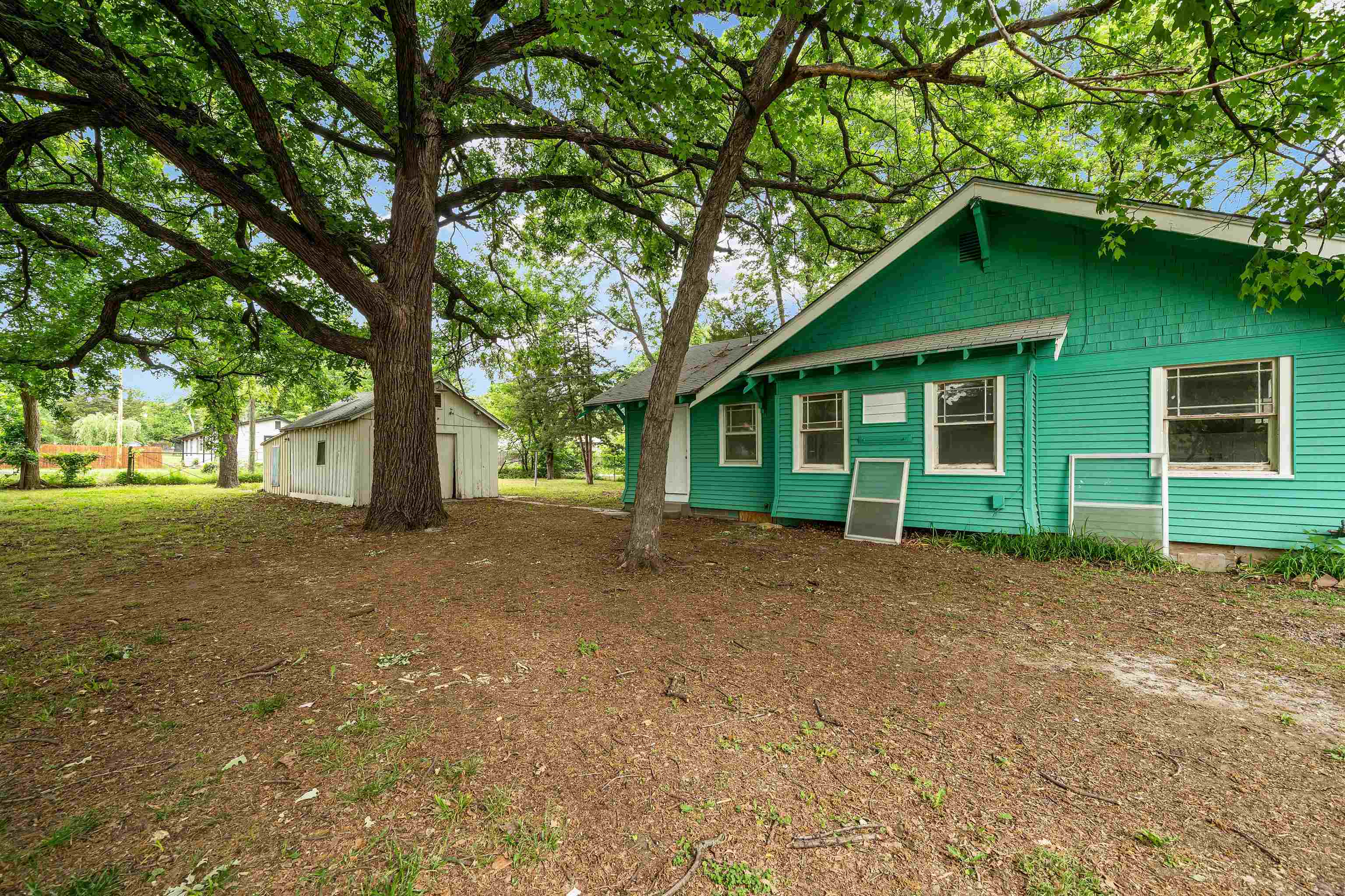 907 N Taylor El Dorado KS 67042