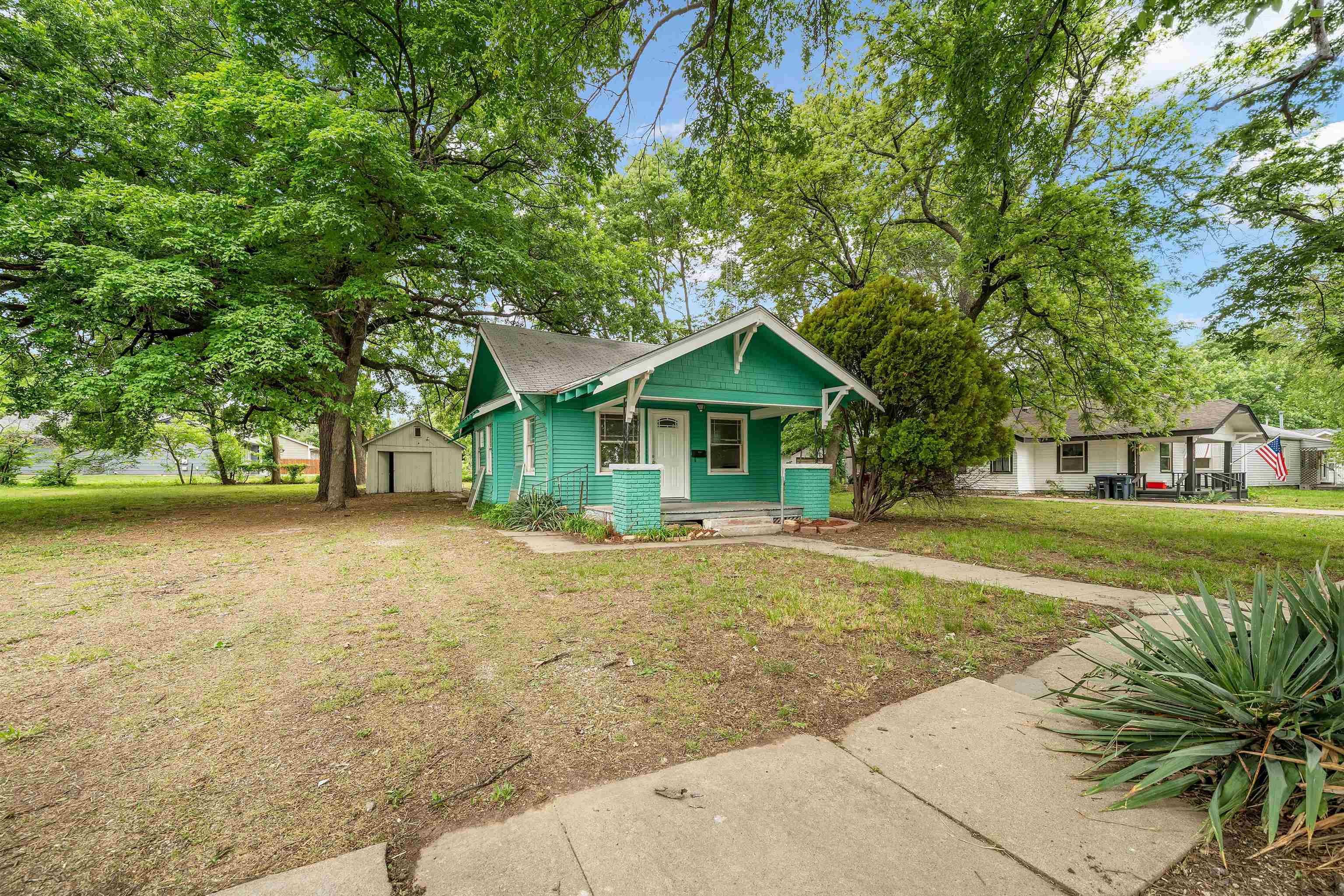 907 N Taylor El Dorado KS 67042