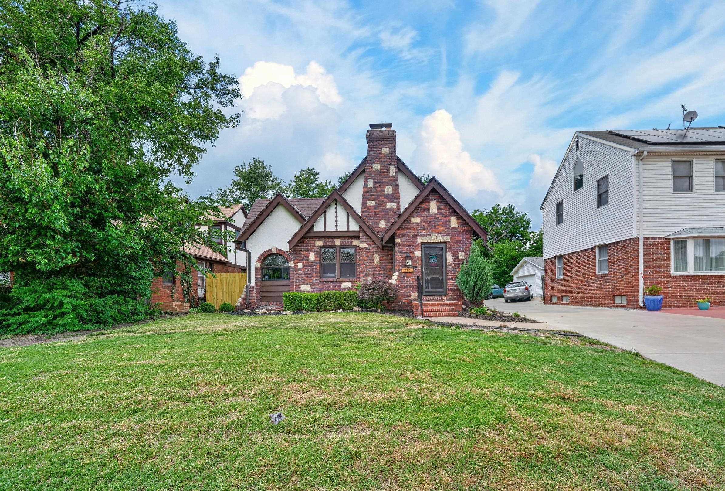211 N Oliver Wichita KS 67208