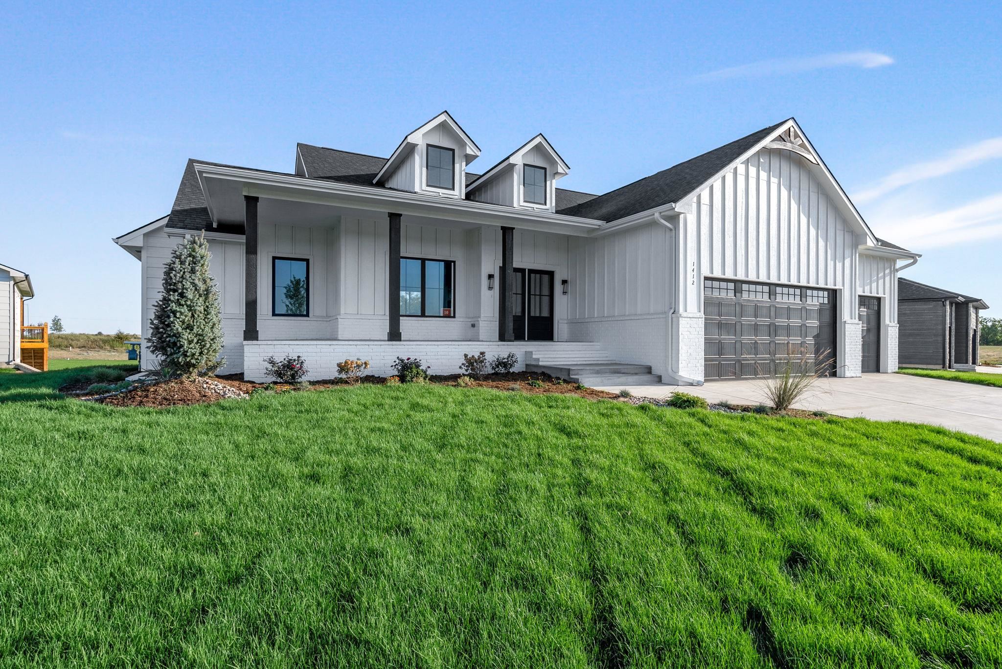 1412 W Cozy Hollow Goddard KS 67052