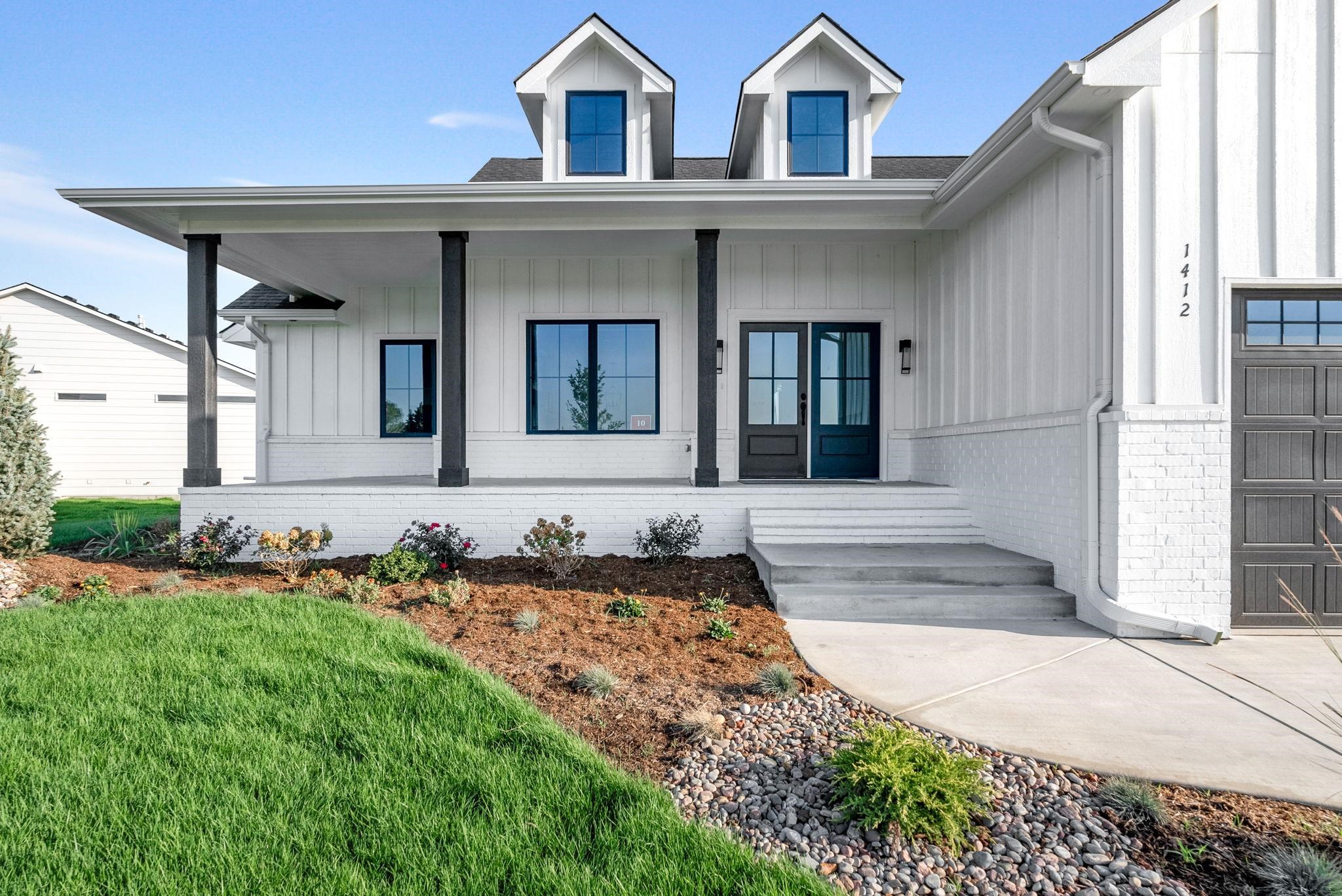 1412 W Cozy Hollow Goddard KS 67052