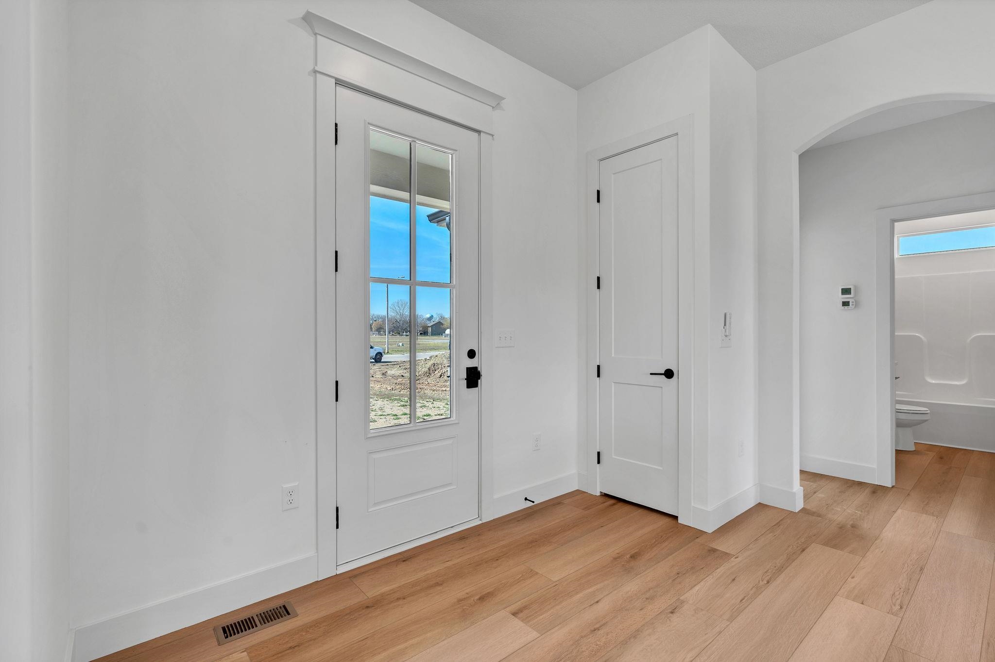 2928 E Burlington Circle Park City KS 67219