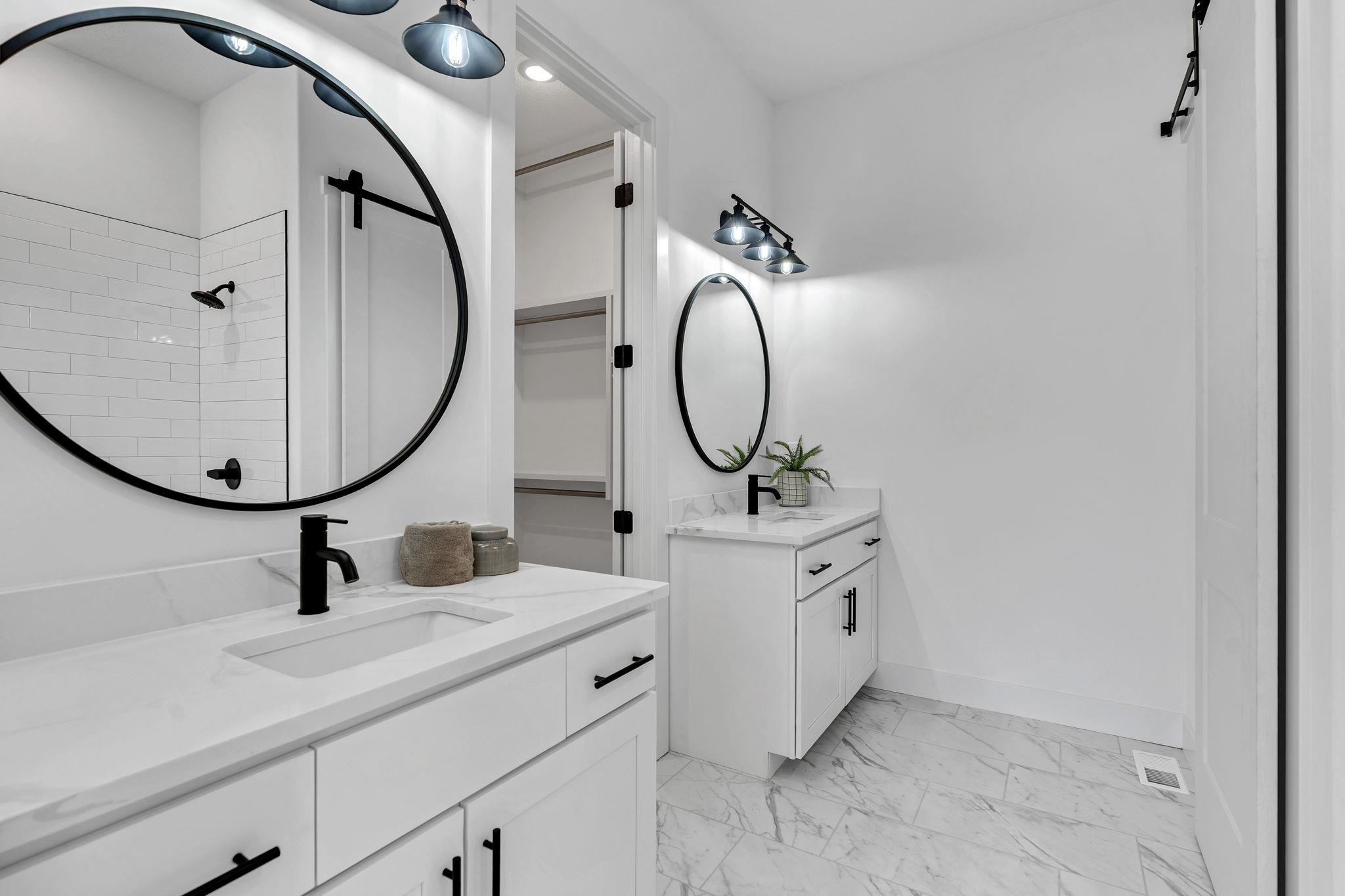 2928 E Burlington Circle Park City KS 67219