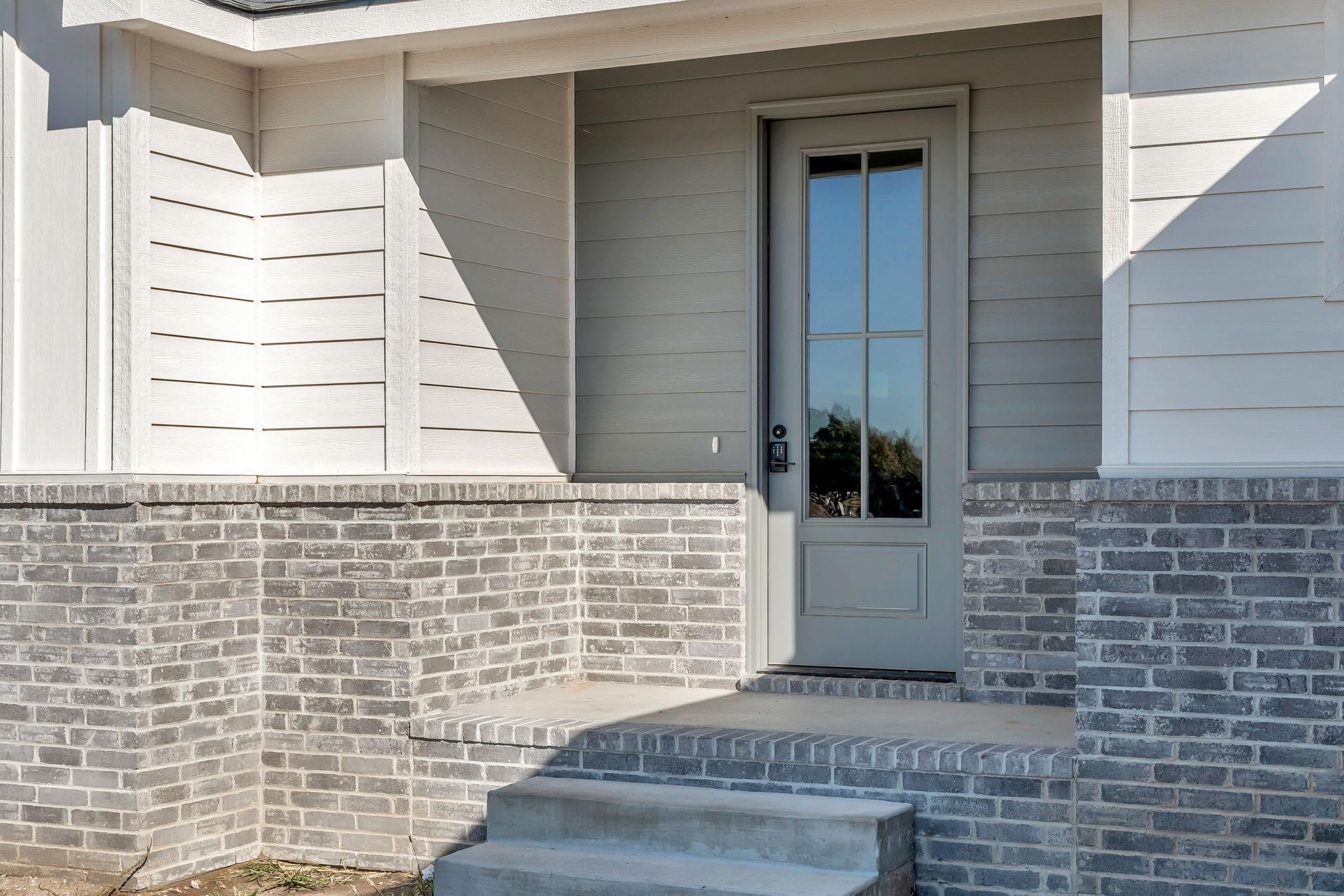 2928 E Burlington Circle Park City KS 67219