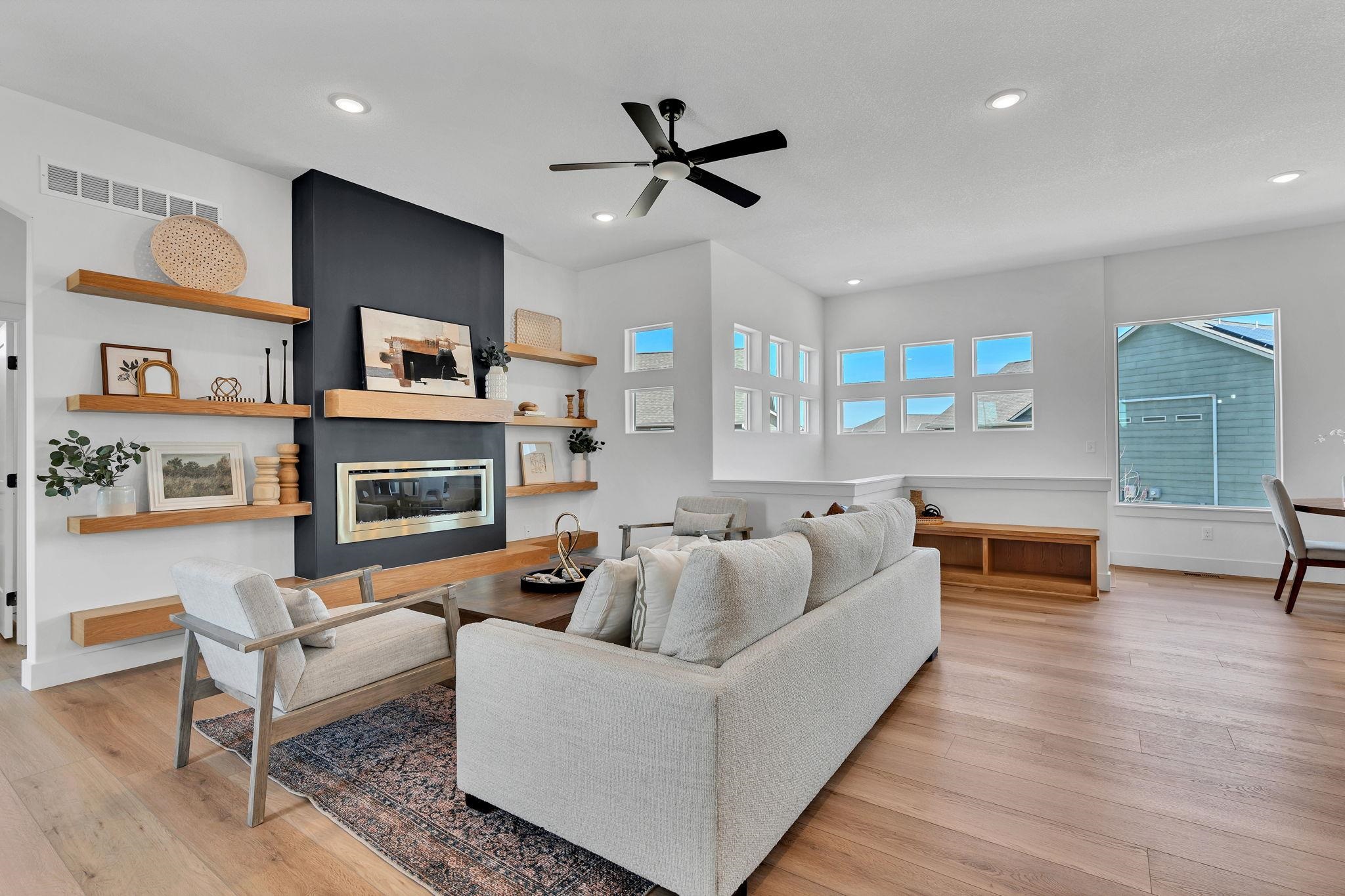 2928 E Burlington Circle Park City KS 67219
