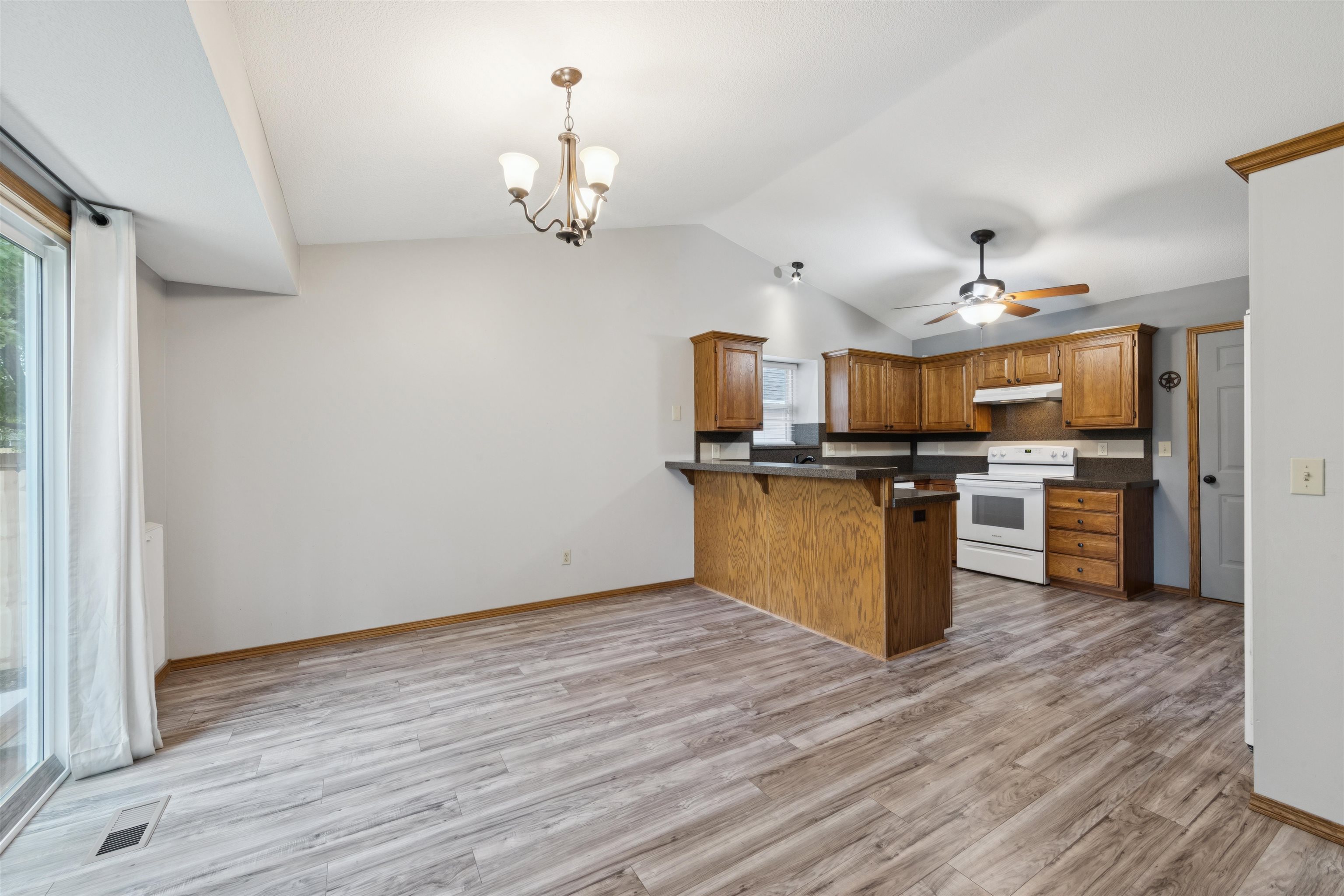 4303 N Mission Bel Aire KS 67226