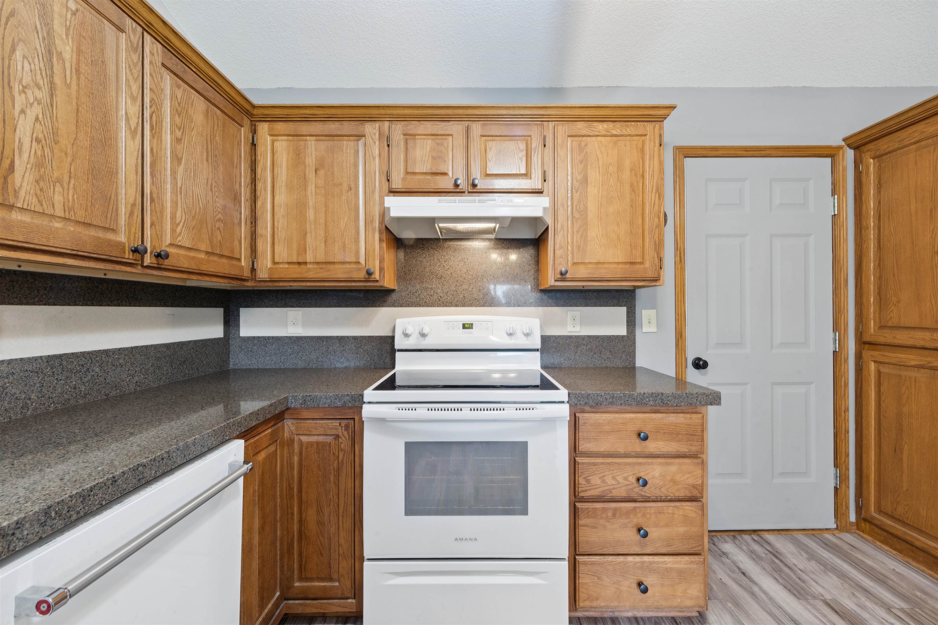 4303 N Mission Bel Aire KS 67226